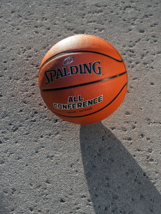 Spalding Retailer Basketball, All Conference  27.5"