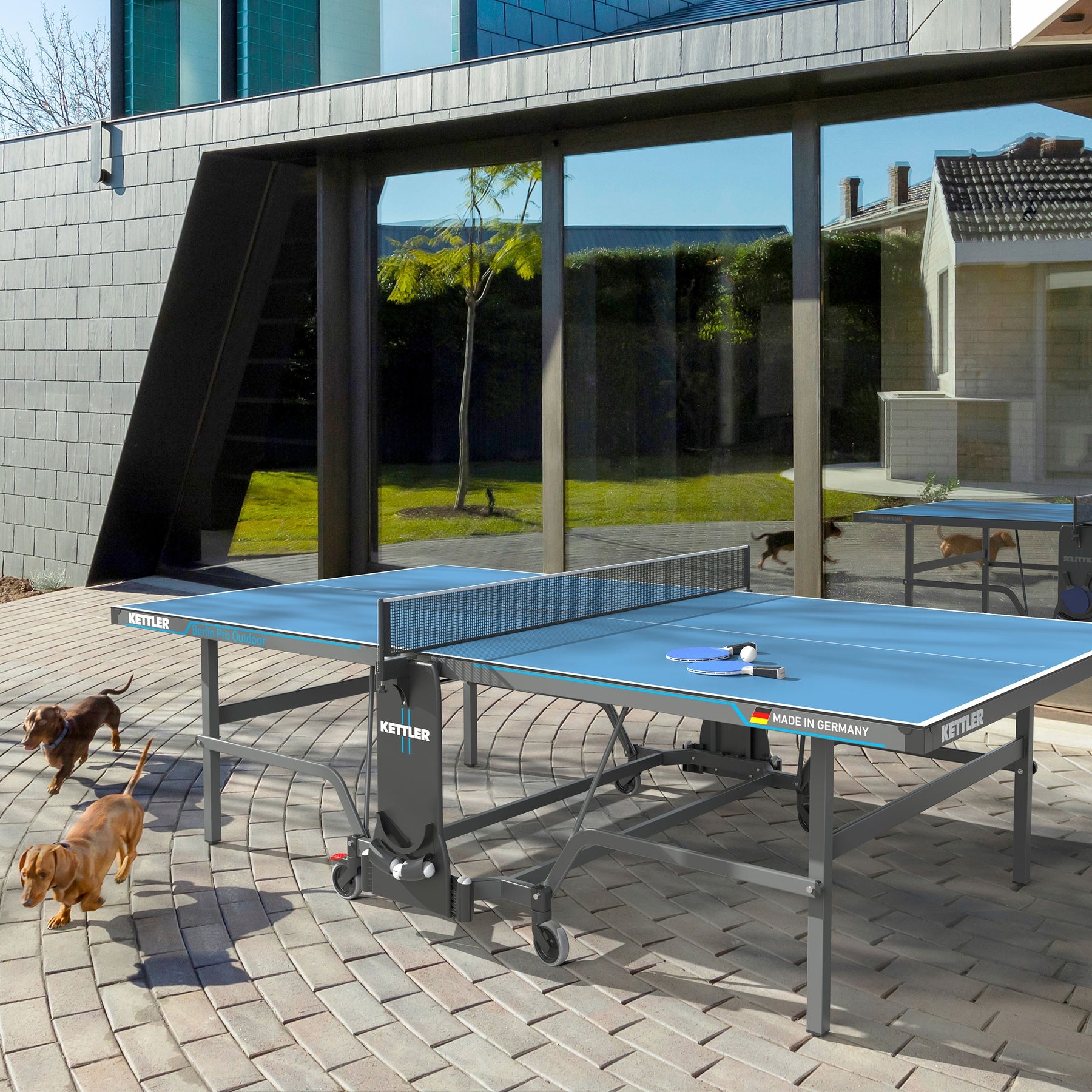 Berlin Pro Outdoor Table Tennis Table