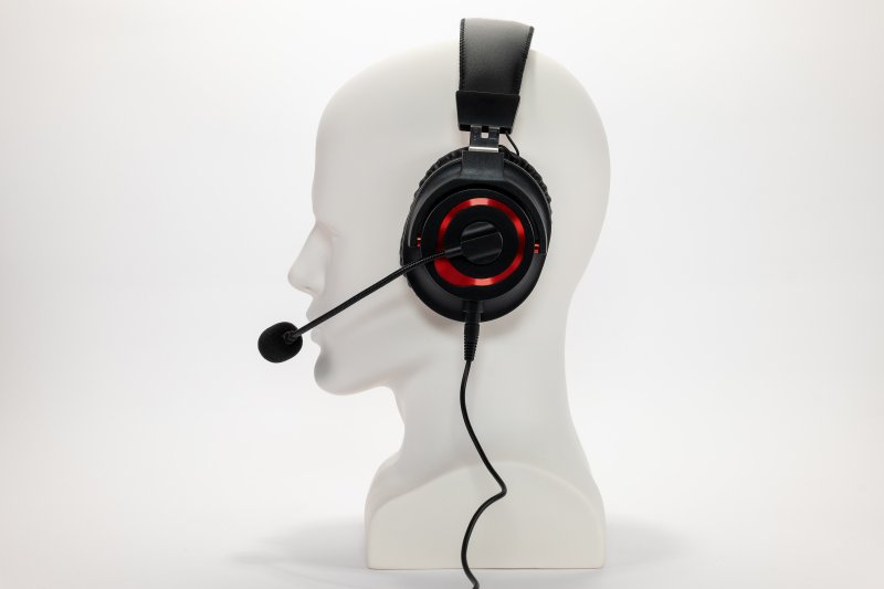CAD MH350 Closed-Back Streaming USB Headset With Microphone In Black