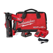 M18 FUEL 16 Gauge Angled Finish Nailer Kit