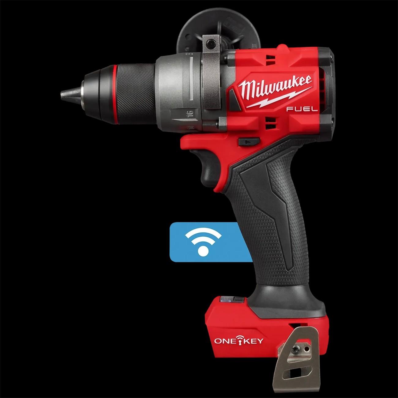 290620 Milwaukee M18 Fuel, Hammer Drill/Driver With One-Key, 6.95 Inch L