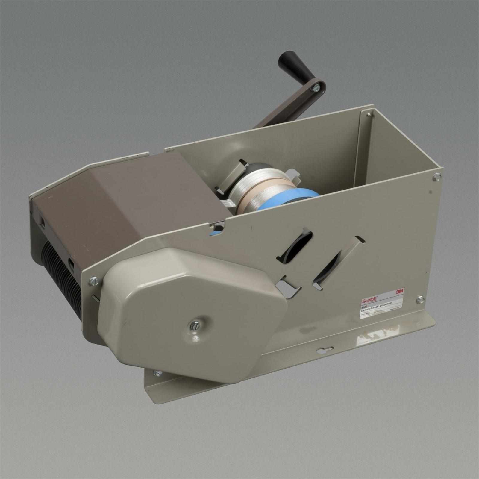 Scotch(R) Definite Length Dispenser M82, 4 in, 1 per case