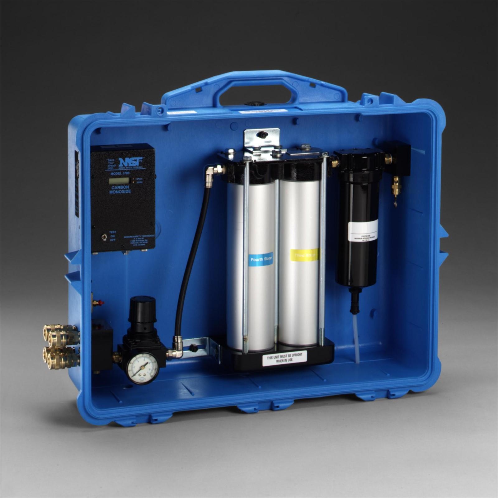 3M(TM) Portable Compressed Air Filter and Regulator Panel 256-02-00, 50 cfm, 4 outlets, with Carbon Monoxide Filtration and Monitor  1/Case
