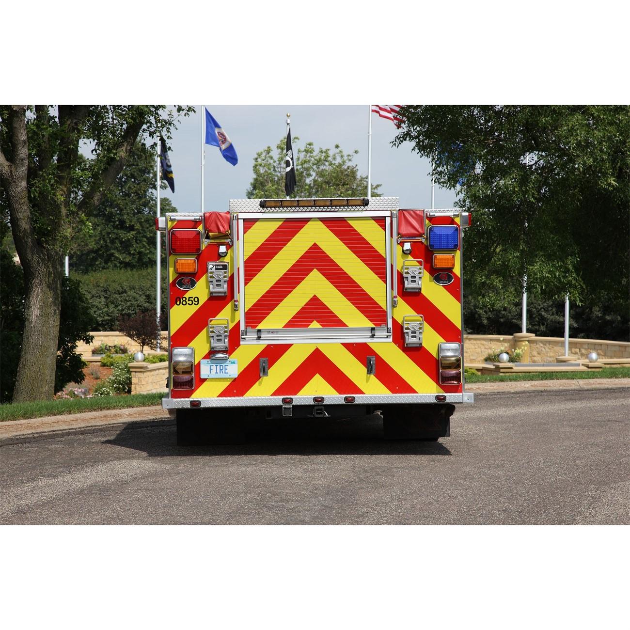 3M(TM) Diamond Grade(TM) Flexible Prismatic Emergency Vehicle Marking Series 973-72NL Red, 6 in x 50 yd
