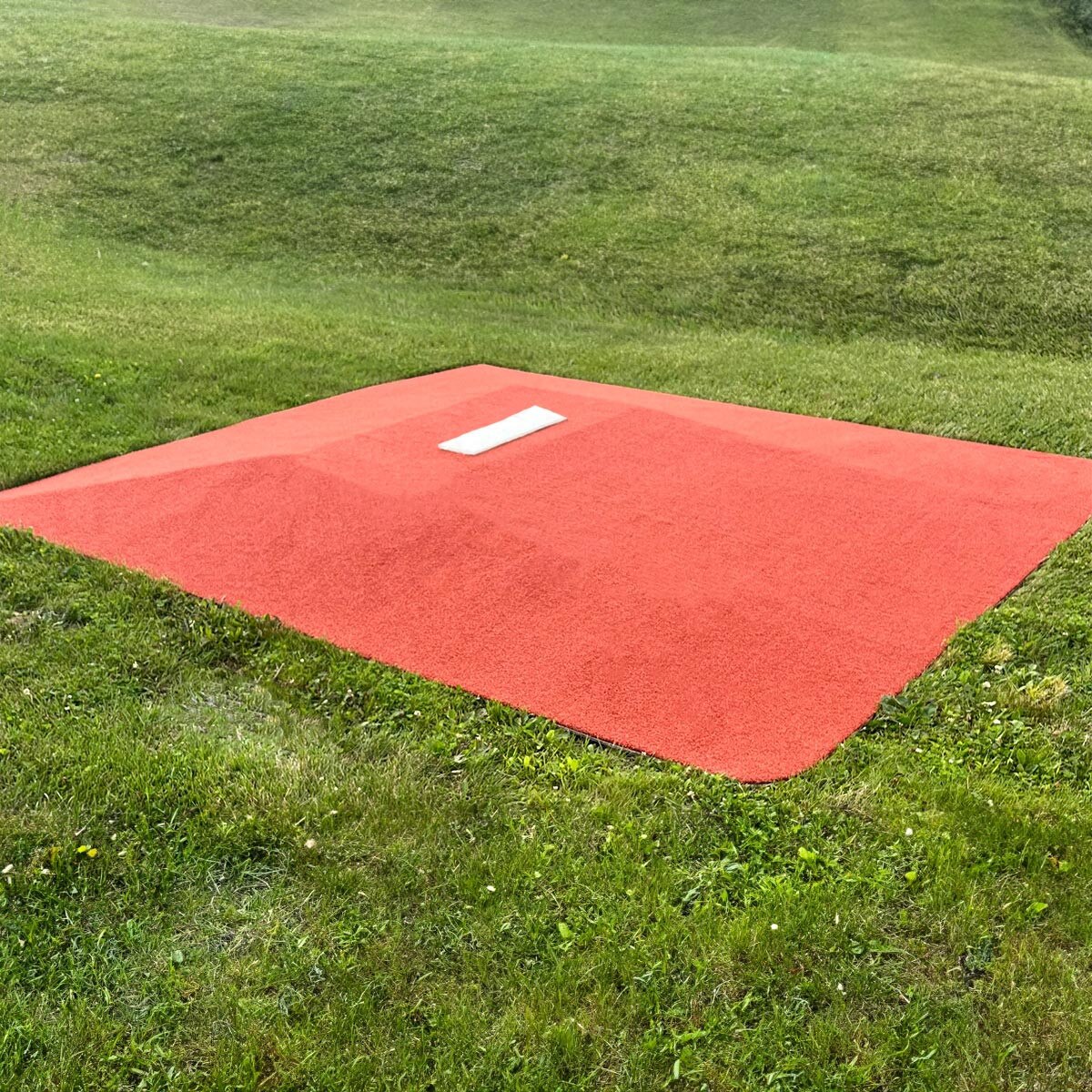 ProMounds 8" Fiberglass Game Mound With Clay Turf