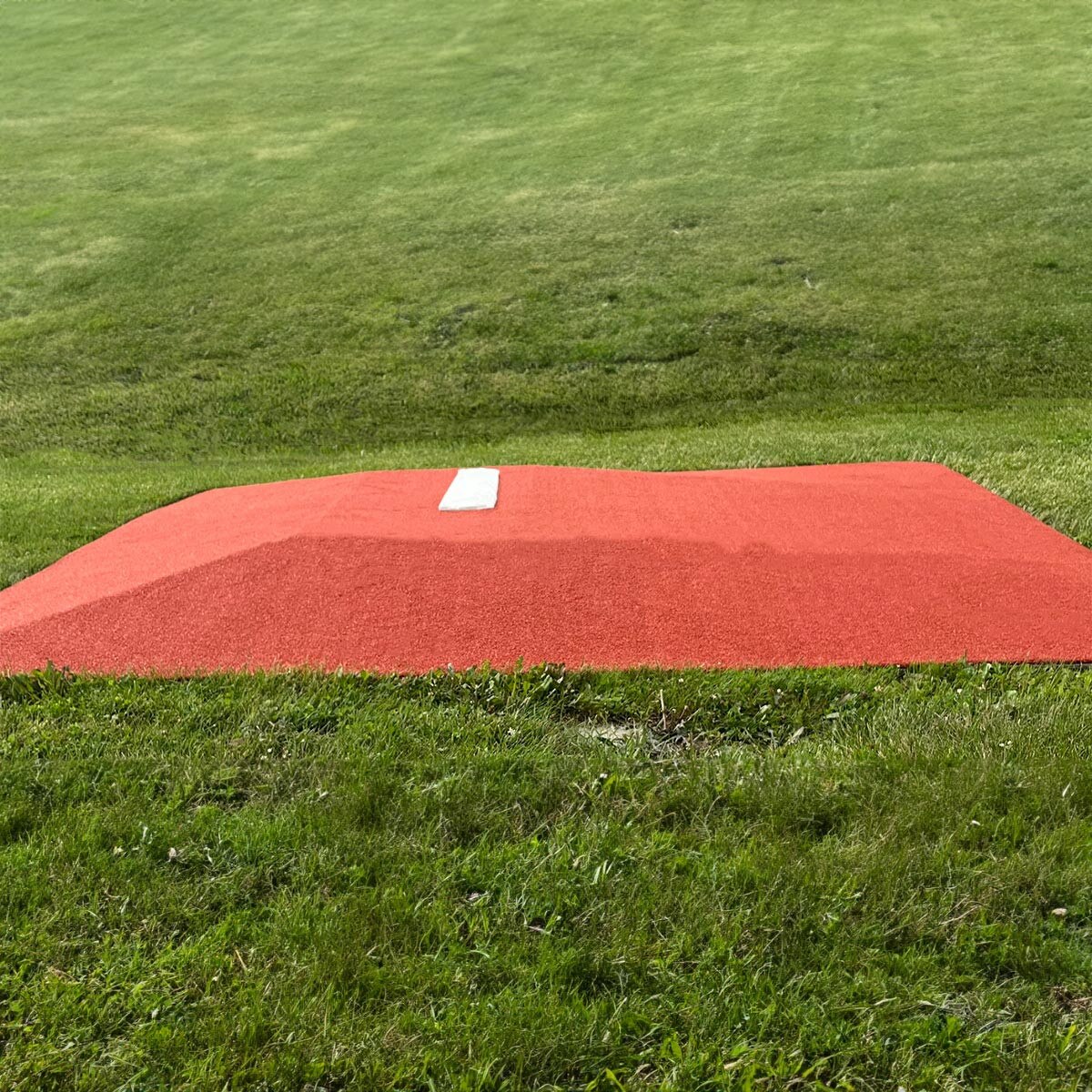 ProMounds 8" Fiberglass Game Mound With Clay Turf
