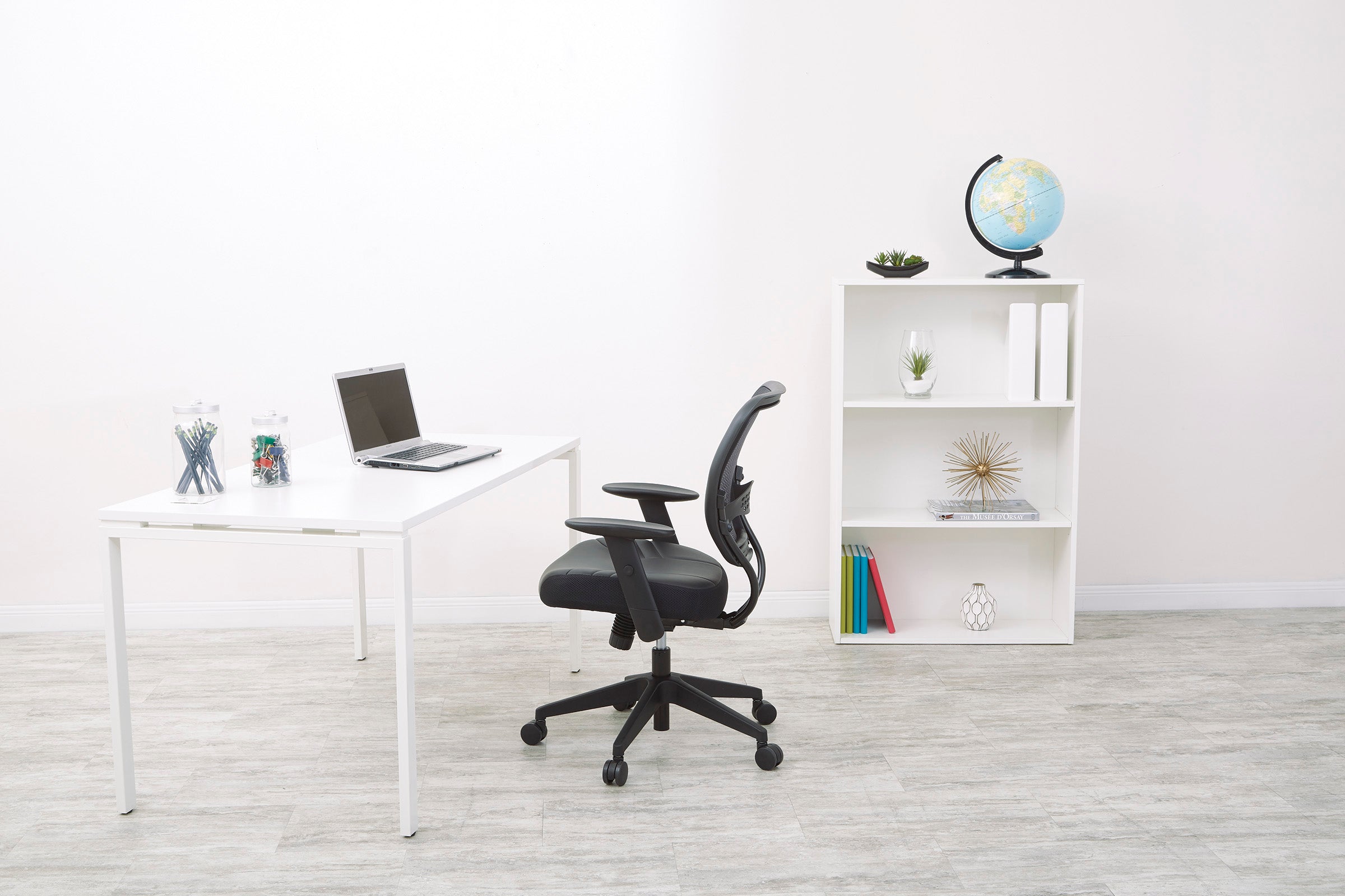 Professional Dark AirGrid® Managers Chair - Black