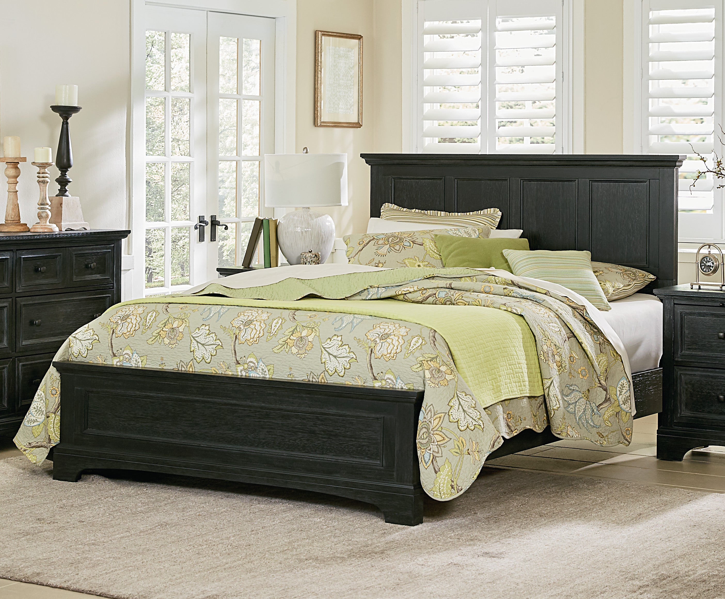 Farmhouse Basics King Bed Set 3/CTN - Rustic Black