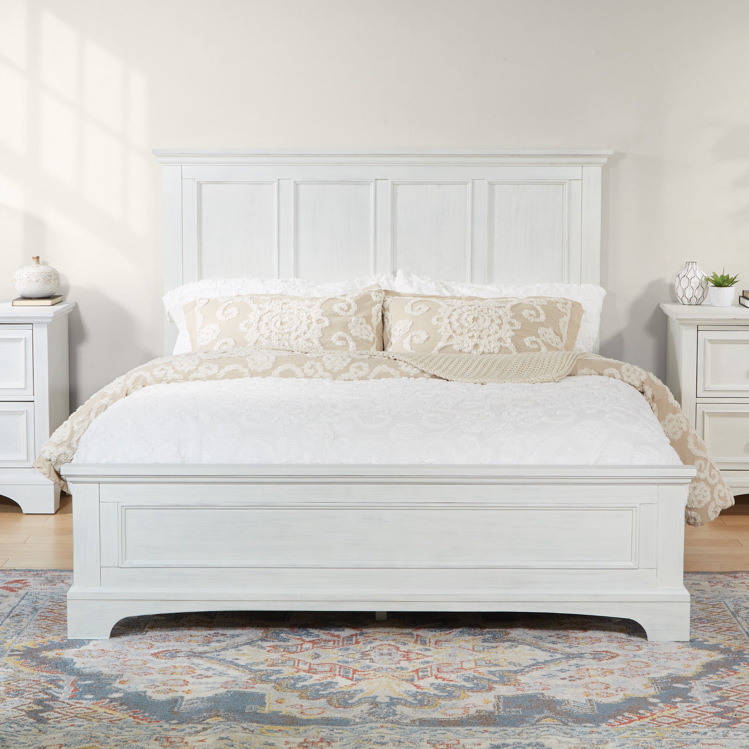 Farmhouse Basics Queen Bed Set - Rustic White