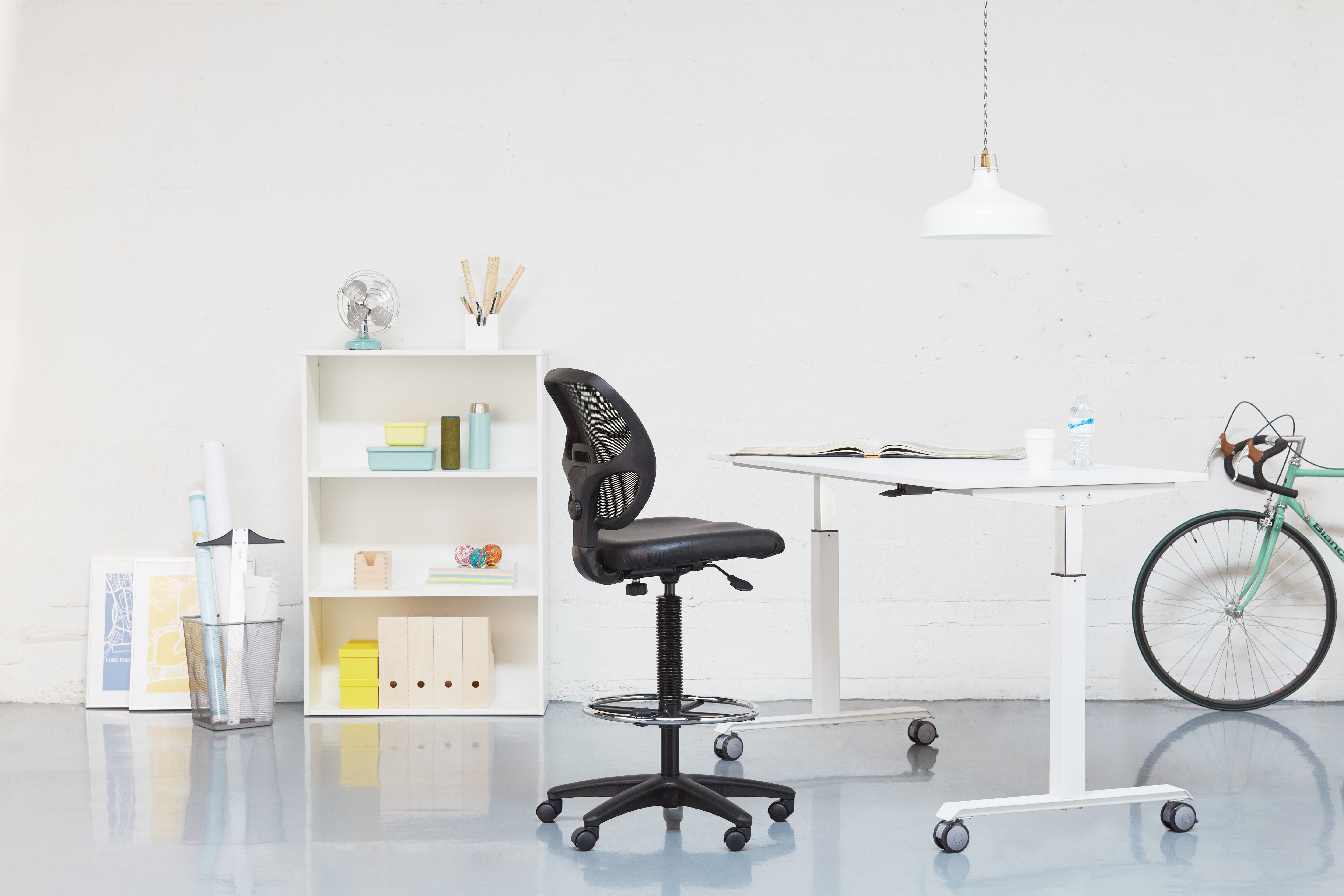 Deluxe Mesh Back Drafting Chair - Black