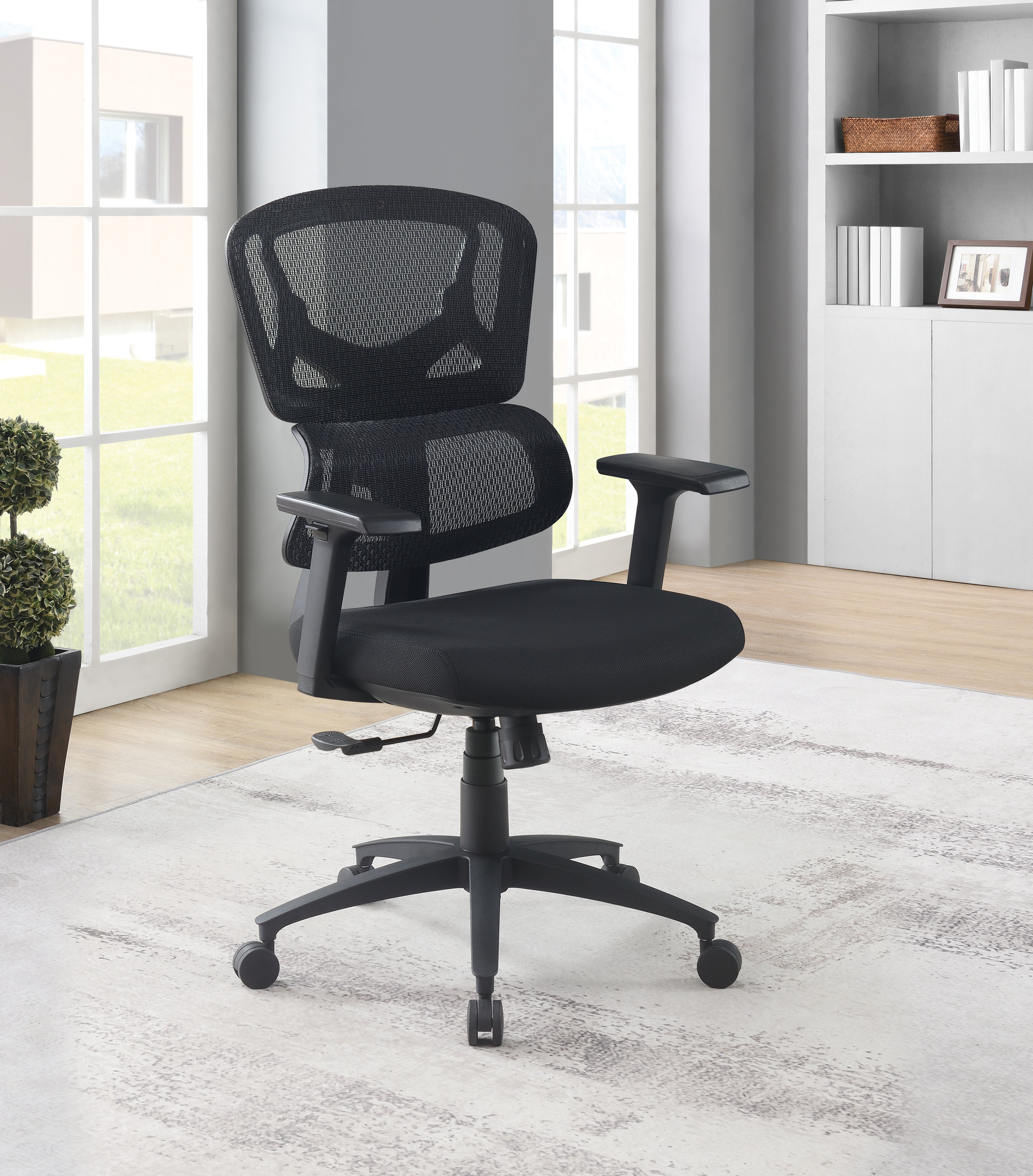 Mesh Back Manager’s Chair - Black