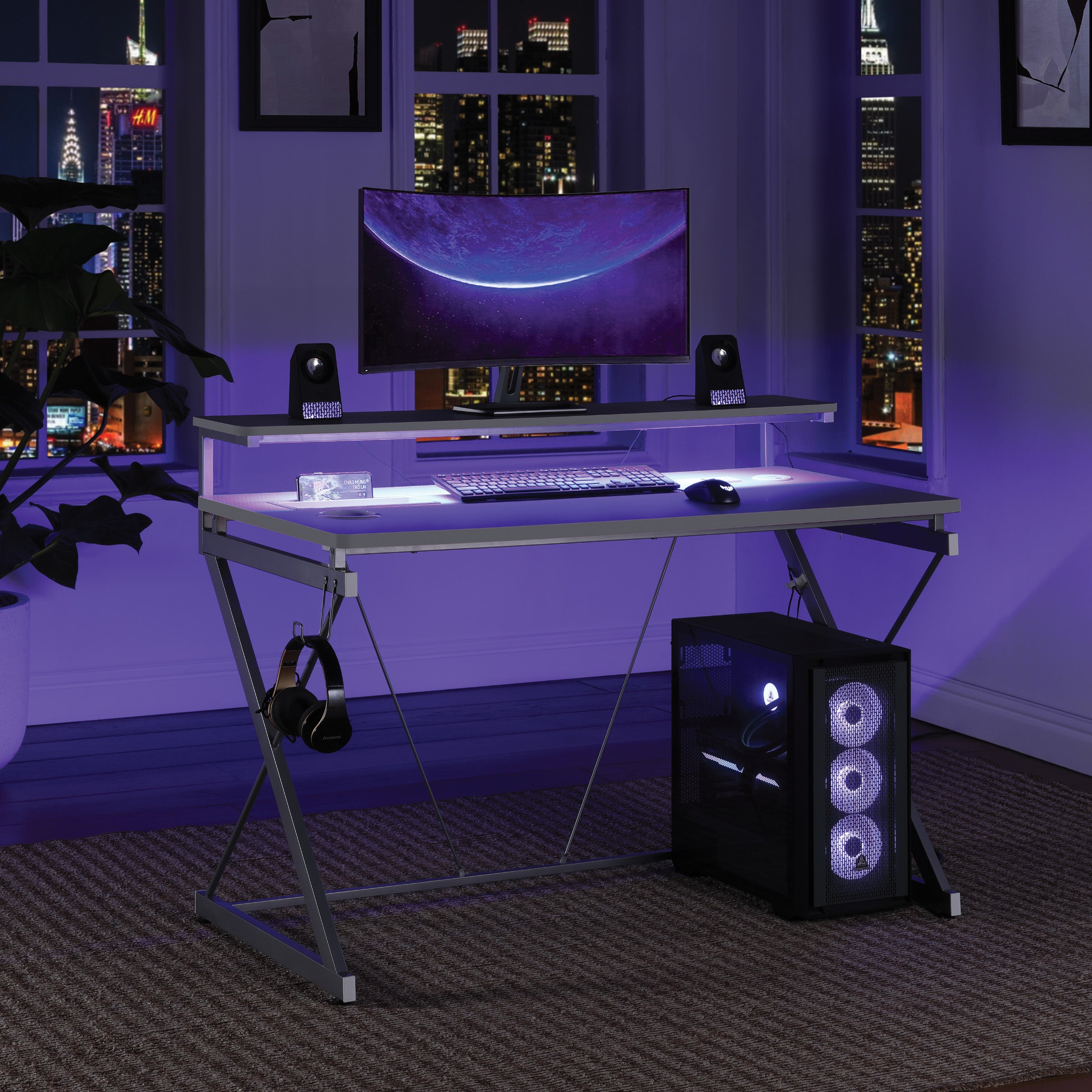 Emulator Gaming Desk - White/ Carbon