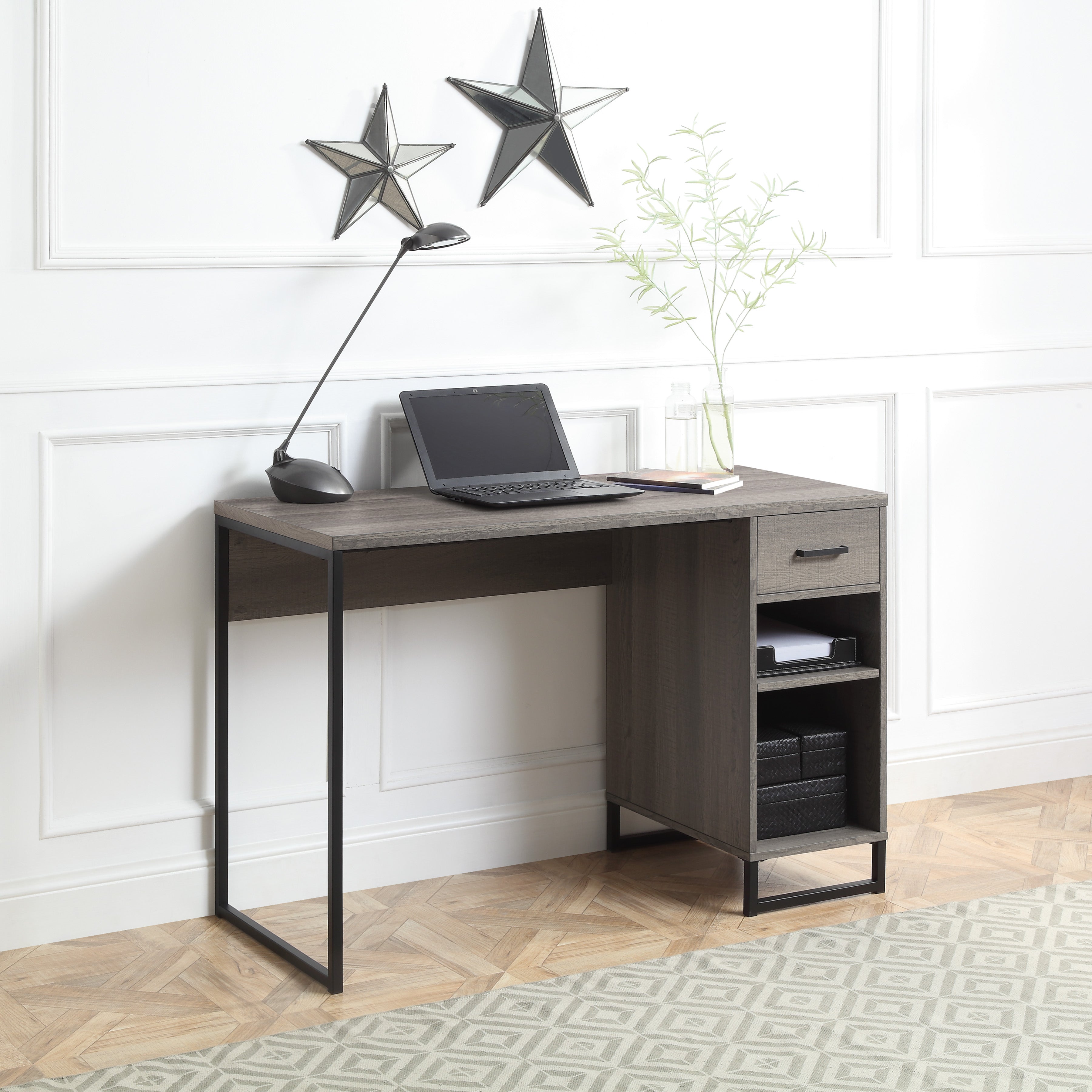 Hagney Lane Desk - Farm Oak