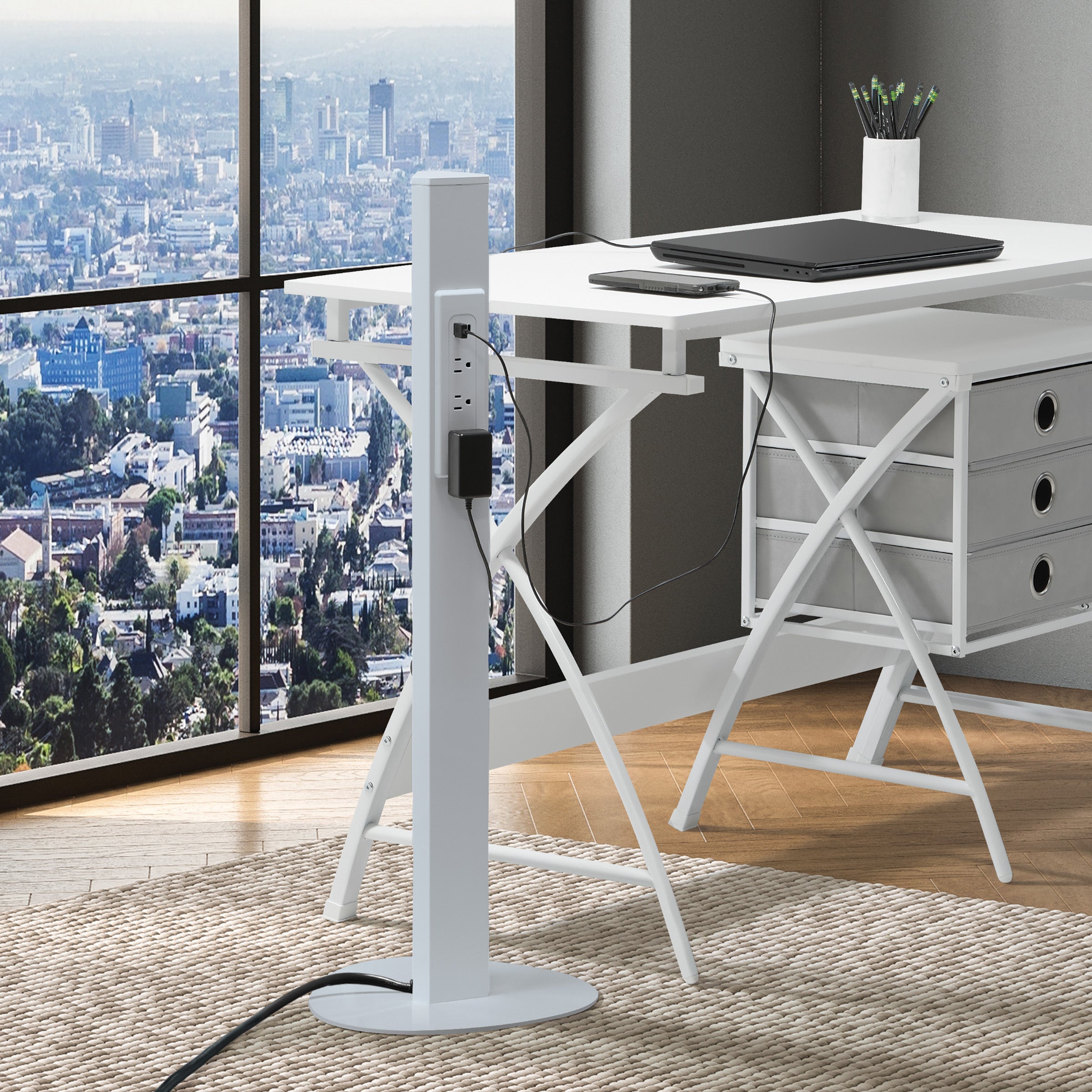Power Anywhere Station-3AC/1USB - Silver