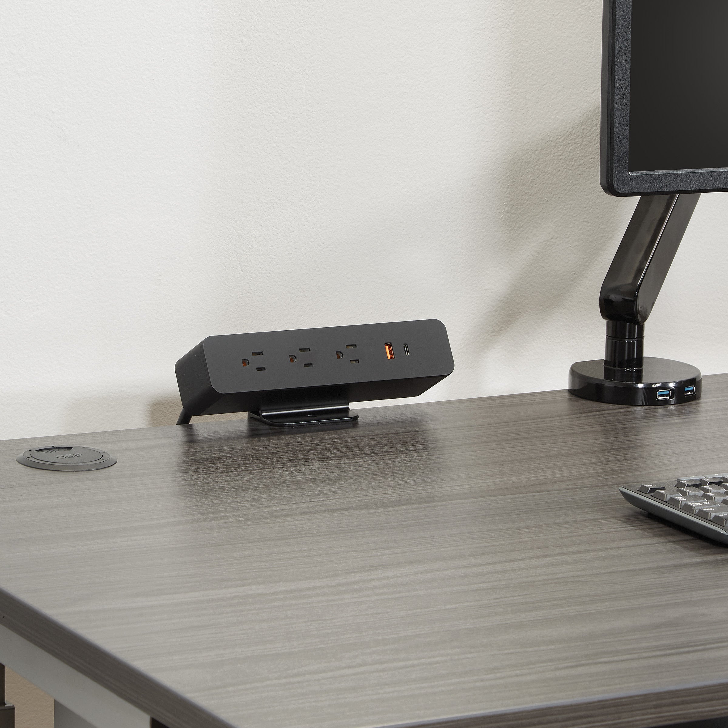 Clamp-Mount Power Charger - Black