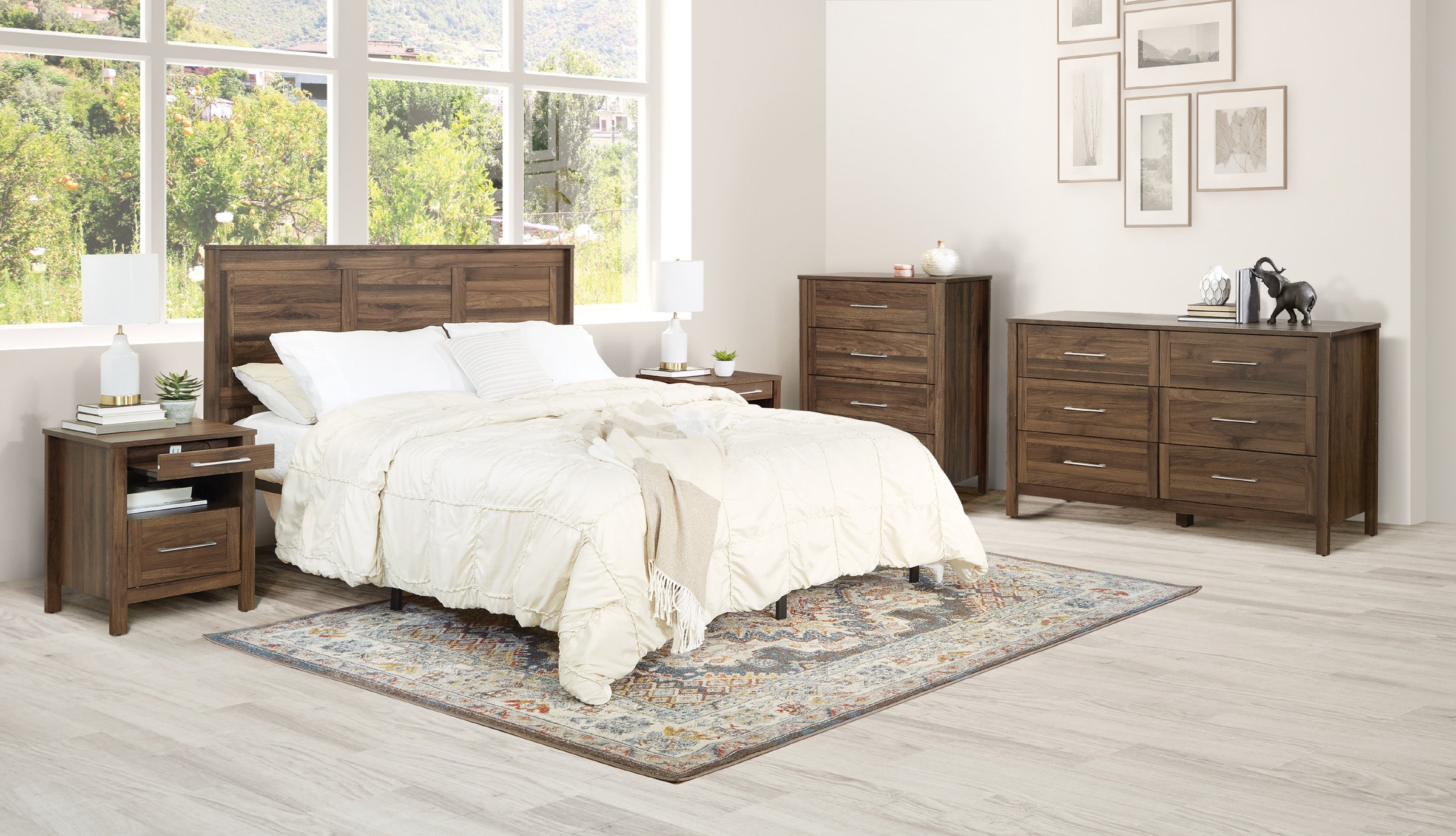 Stonebrook 5 Piece Bedroom Set - Classic Walnut