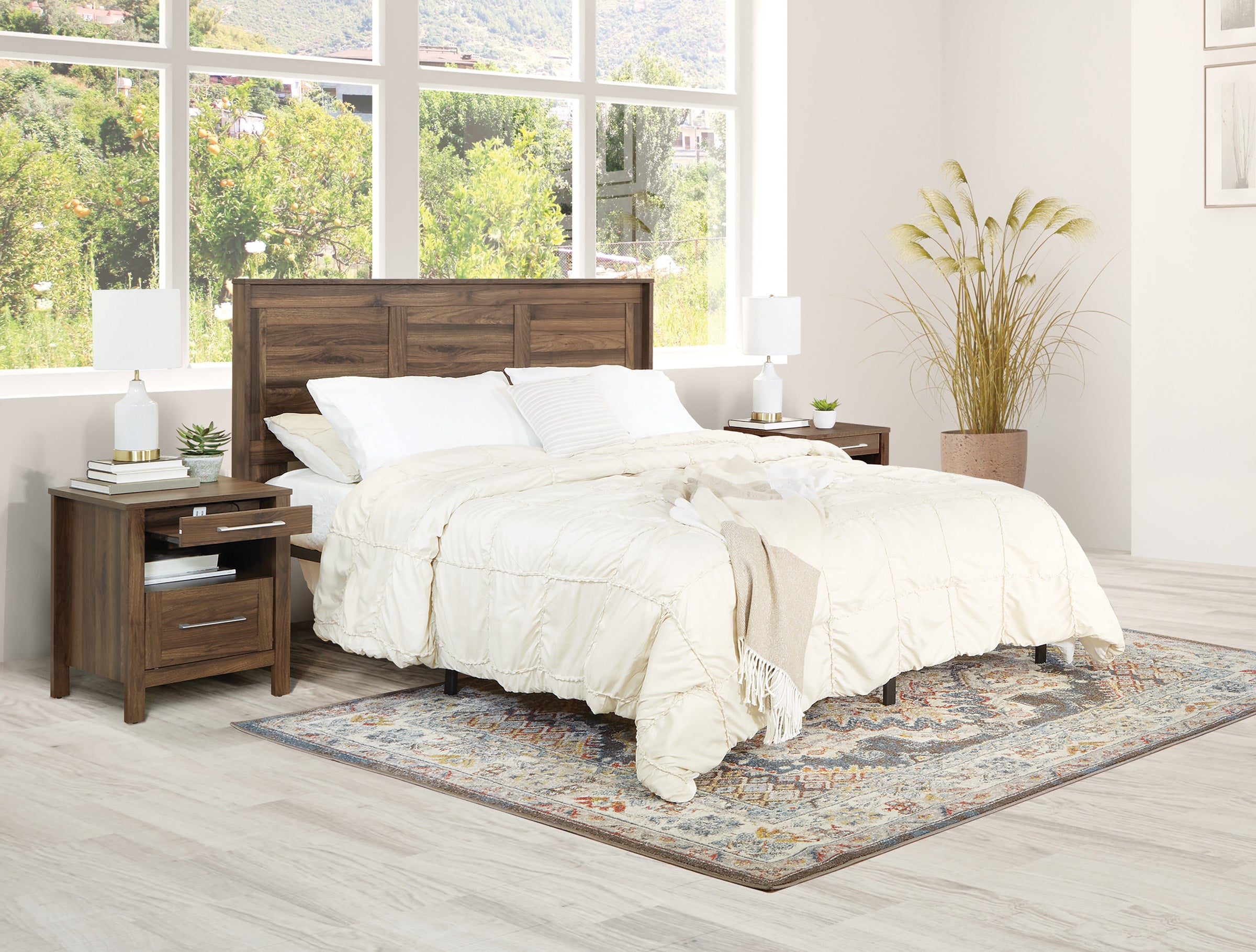 Stonebrook 3 Piece Bedroom Set - Classic Walnut