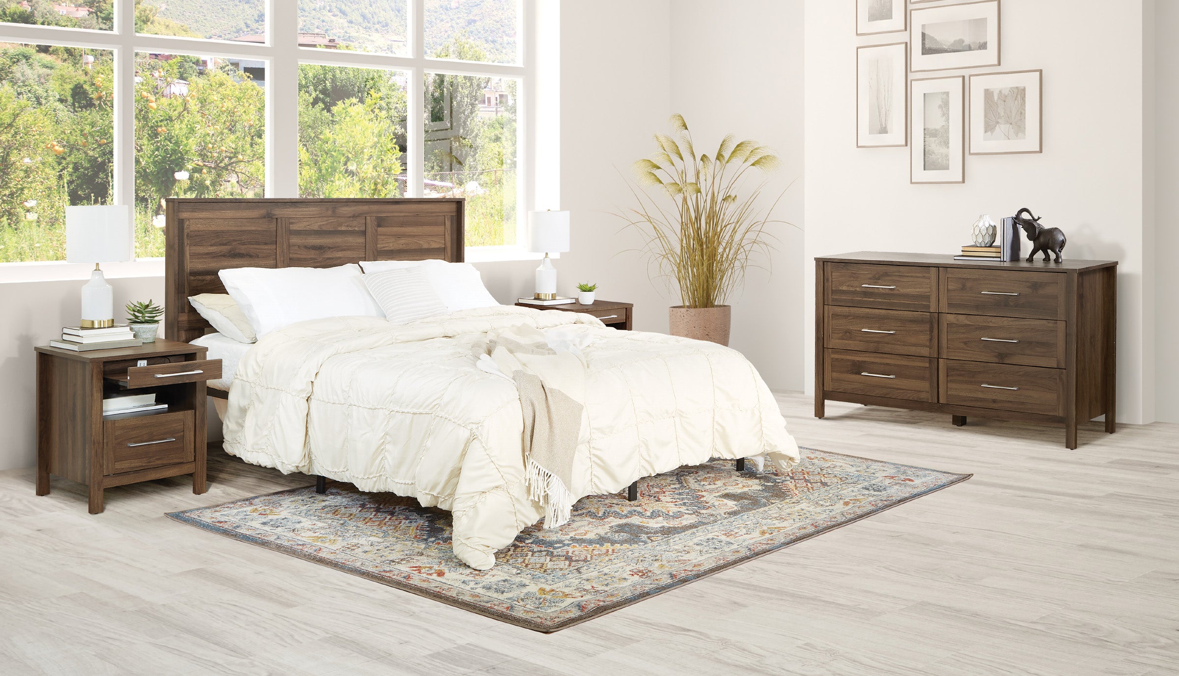 Stonebrook 4 Piece Bedroom Set - Classic Walnut
