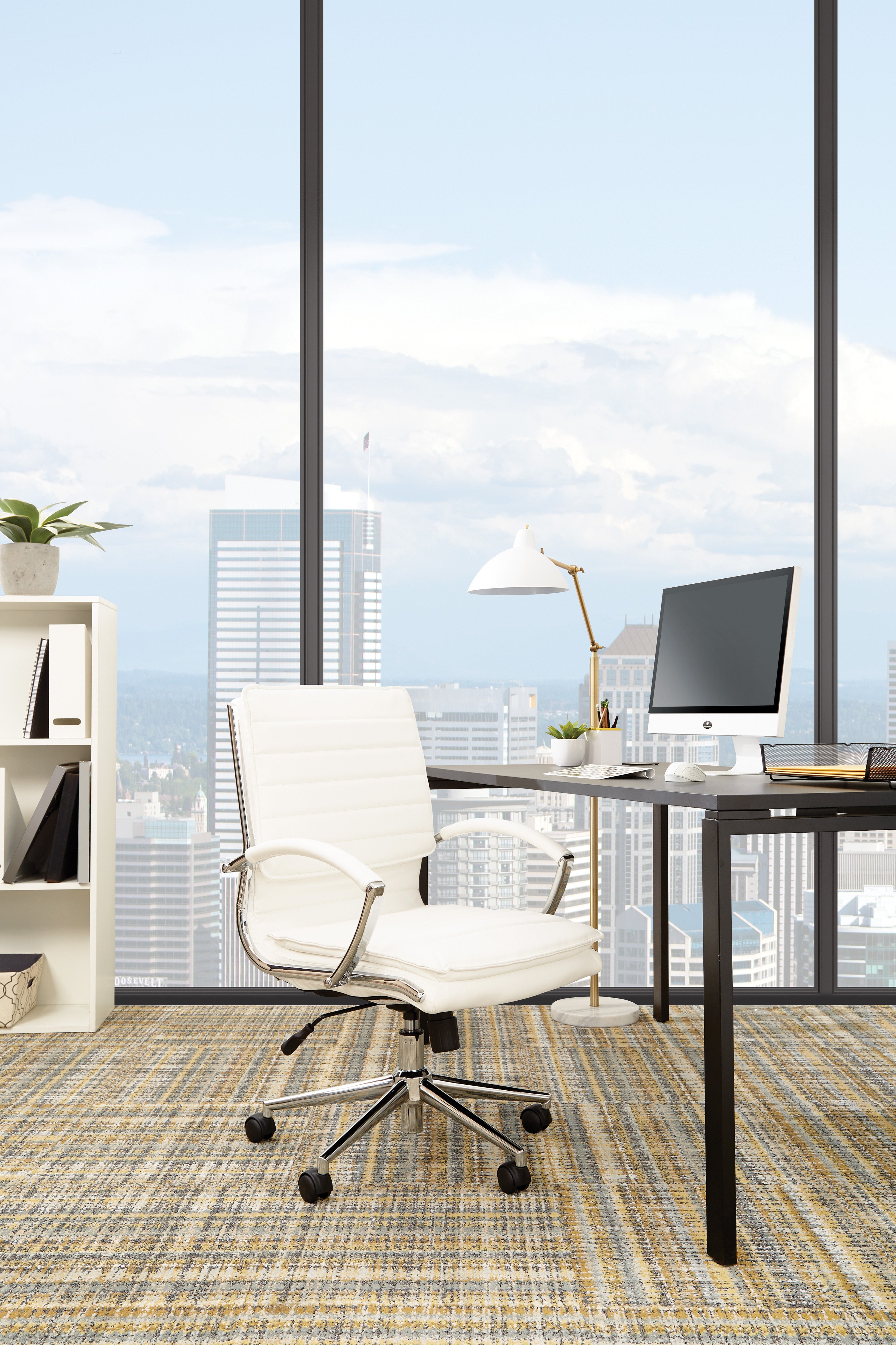 Mid Back Manager's Faux Lthr Chair - White