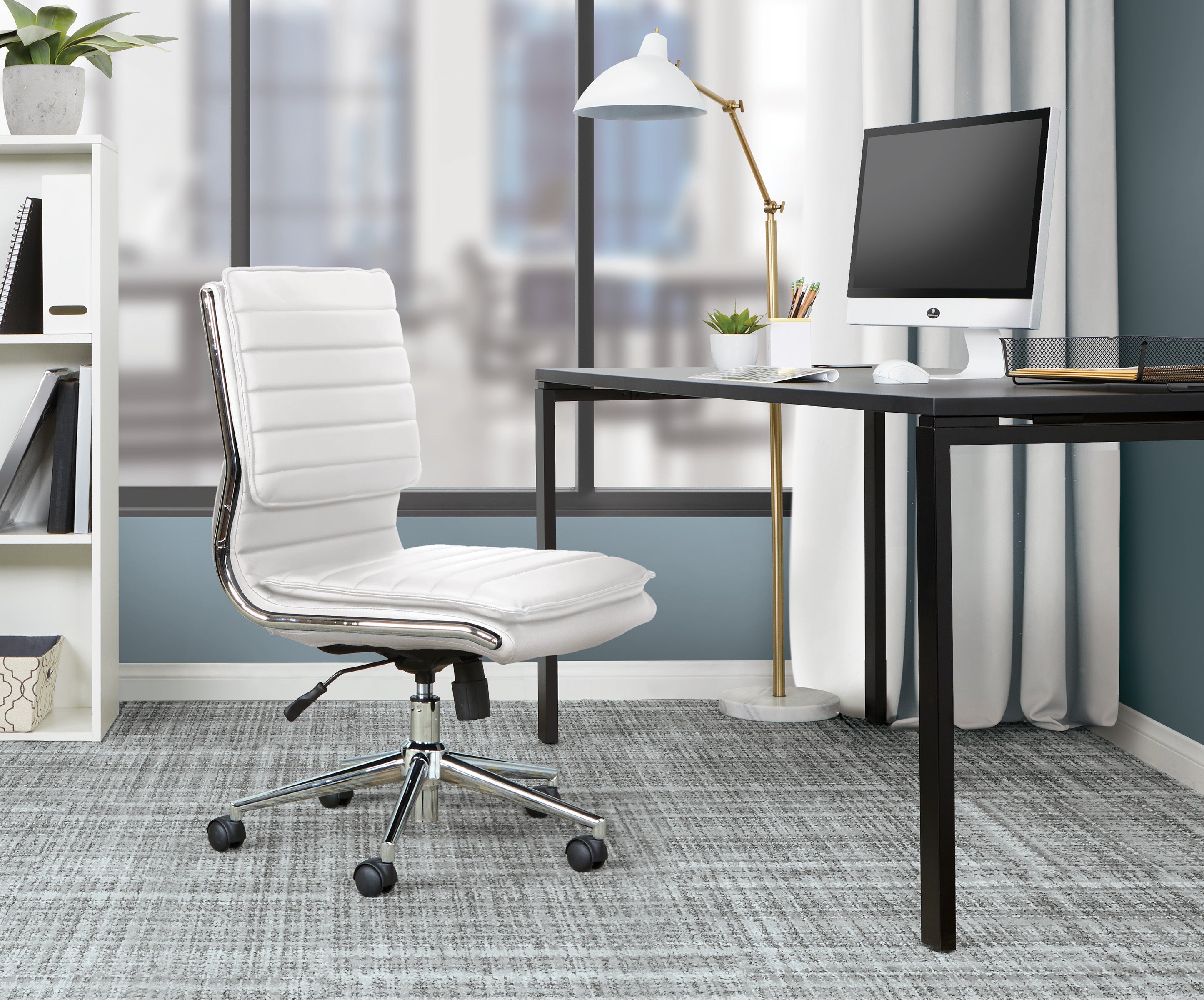 Armless Mid Bk Mgrs Faux Lthr Chair - White