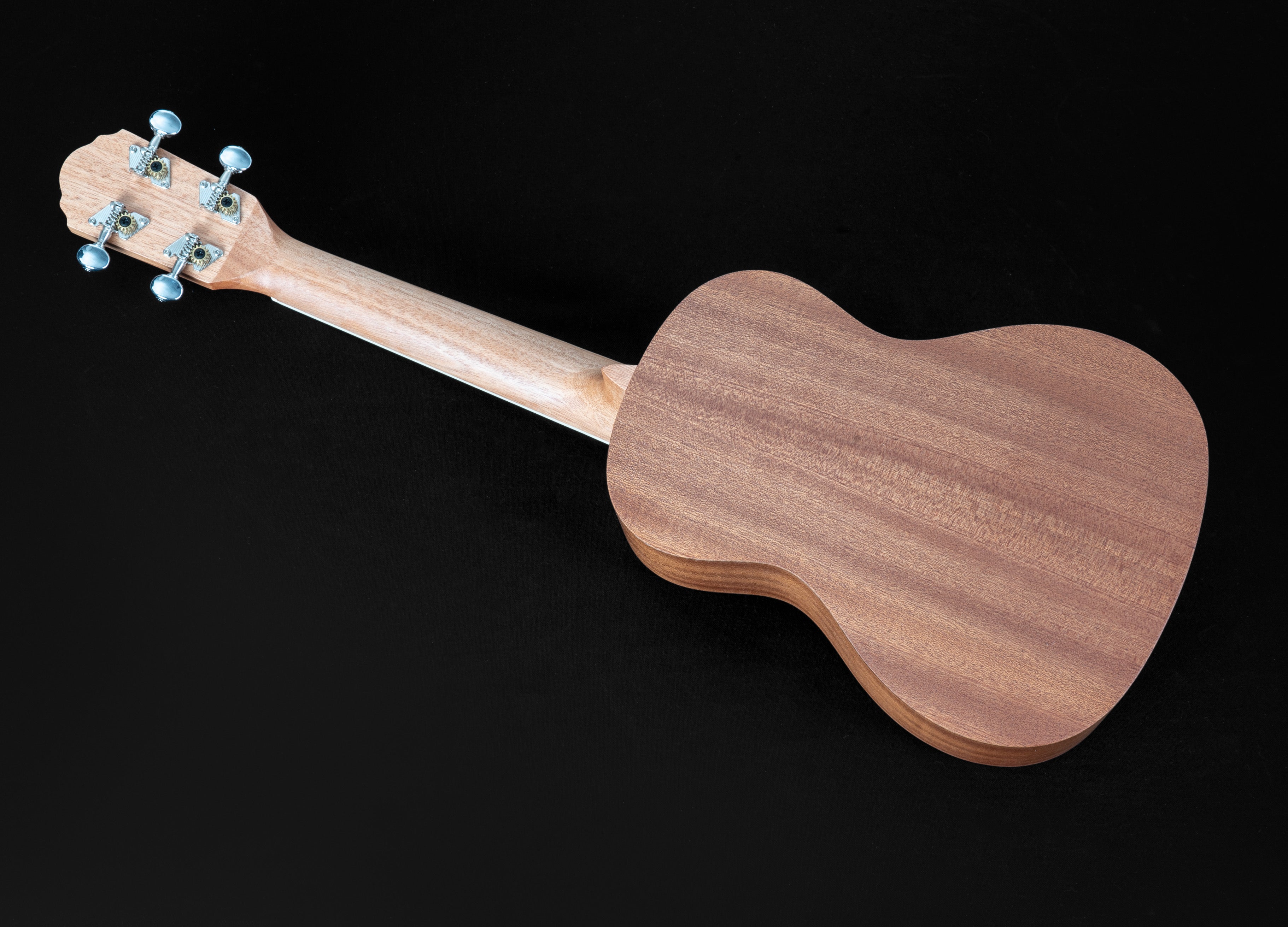 Oscar Schmidt OU2TAT-A Concert Ukulele. Natural Mahogany Maori