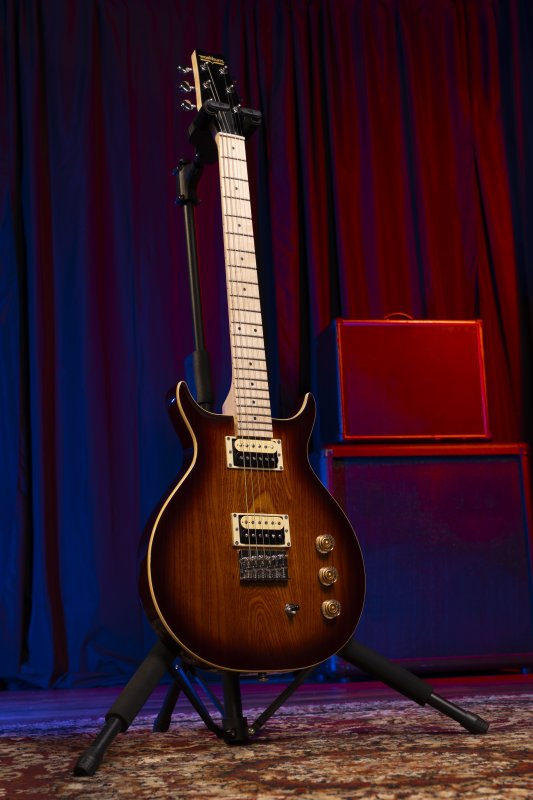 Washburn R5TS Wing Series Raven Electric Guitar, Tobacco Sunburst
