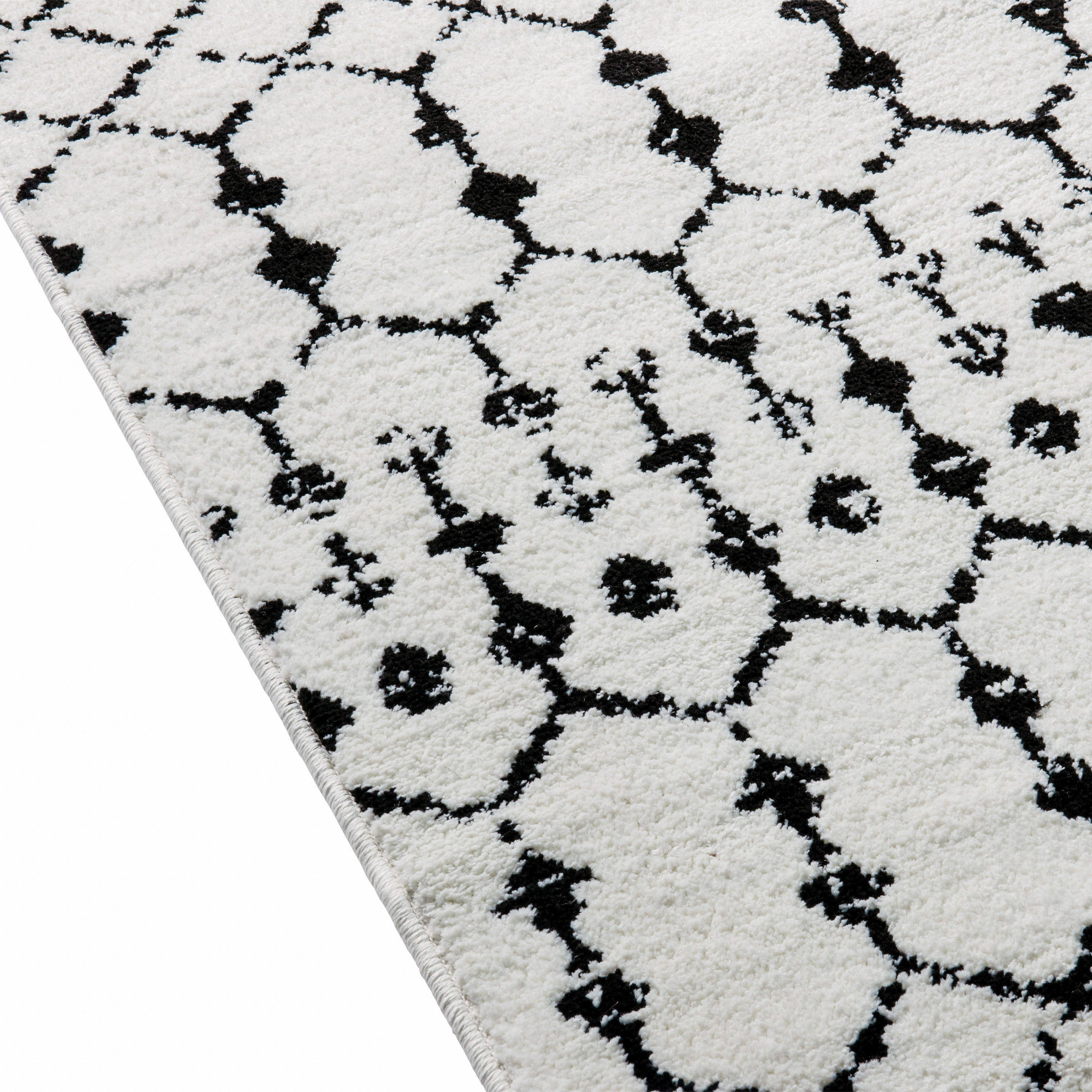 Beth Geometric Bohemian Low Pile Rug - 8' x 10' - Ivory/Black