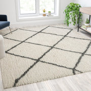 Roxy Shag Style Diamond Trellis Area Rug - 8' x 10' - Ivory/Gray Polyester (PET)