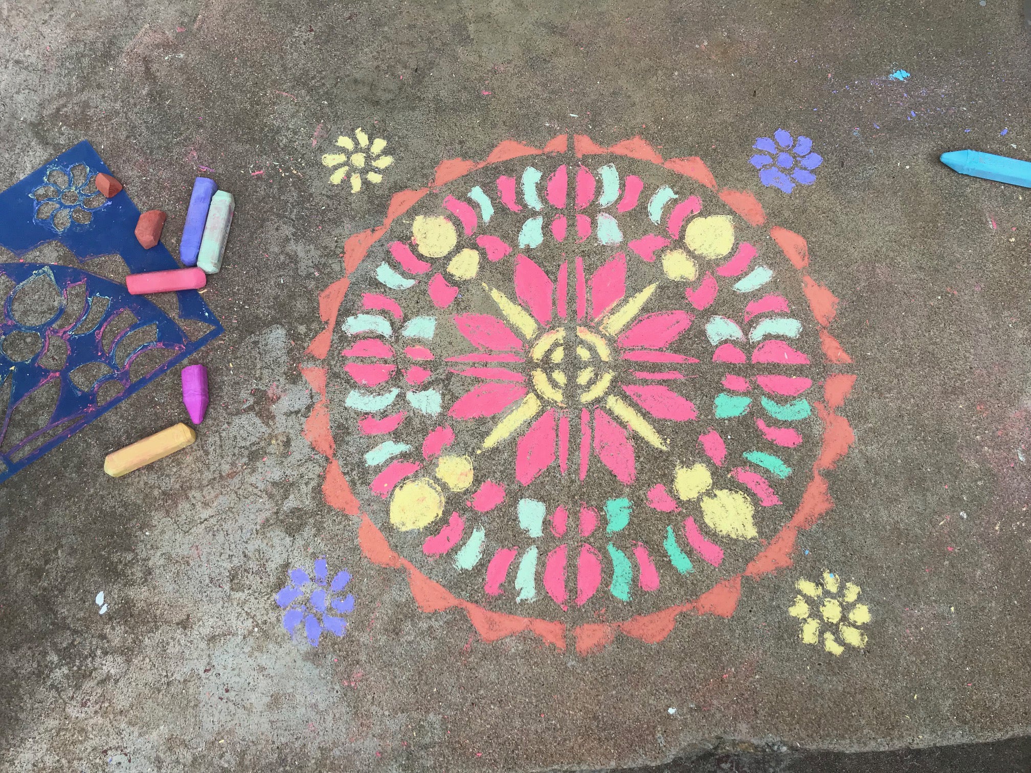 Rangoli Mega Stencils  4/pkg