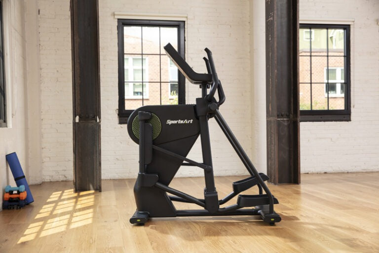 G866 - Status Eco-Powr Front-Drive Elliptical