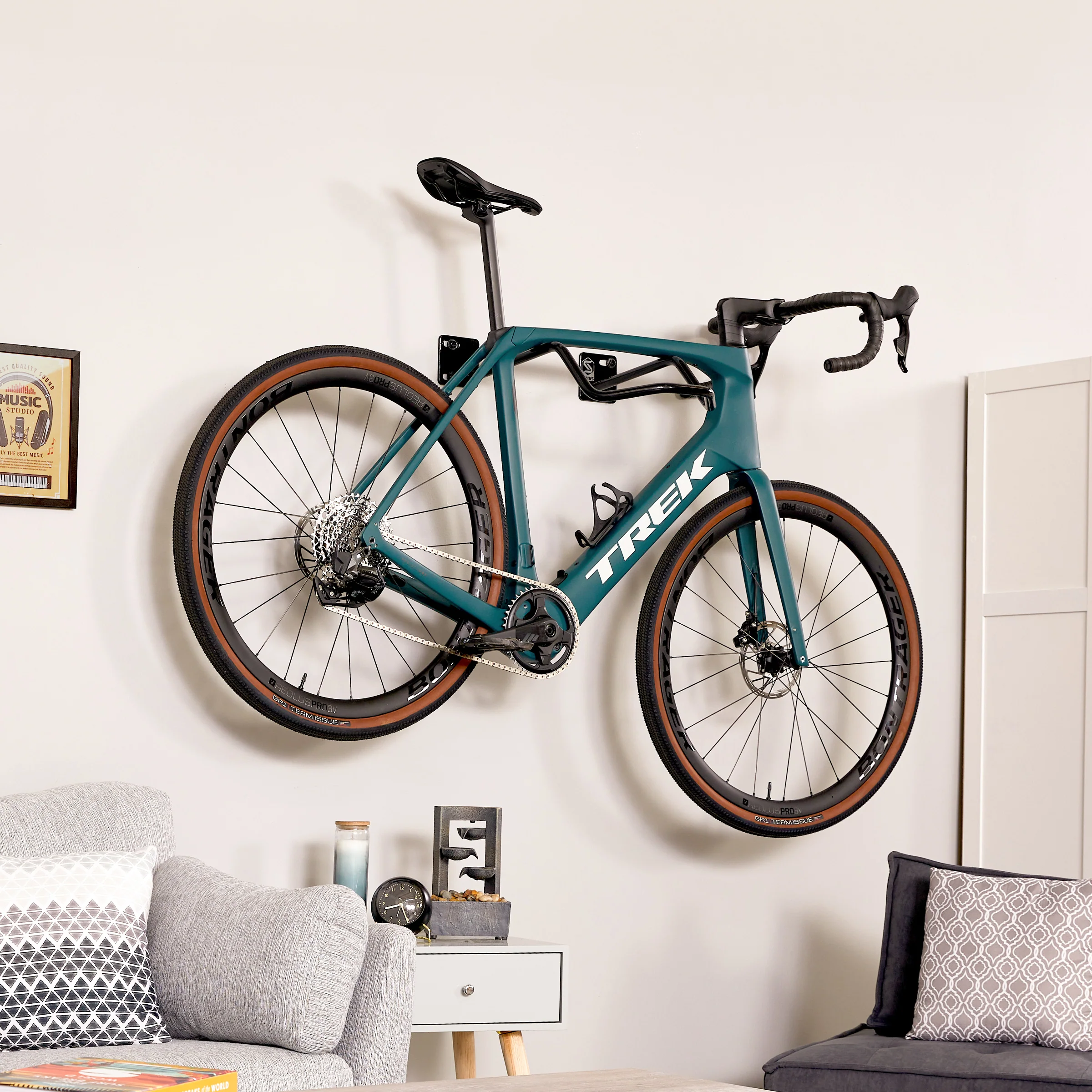 Wall Hanger