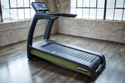 G690 - Verde Status Eco-Powr Treadmill