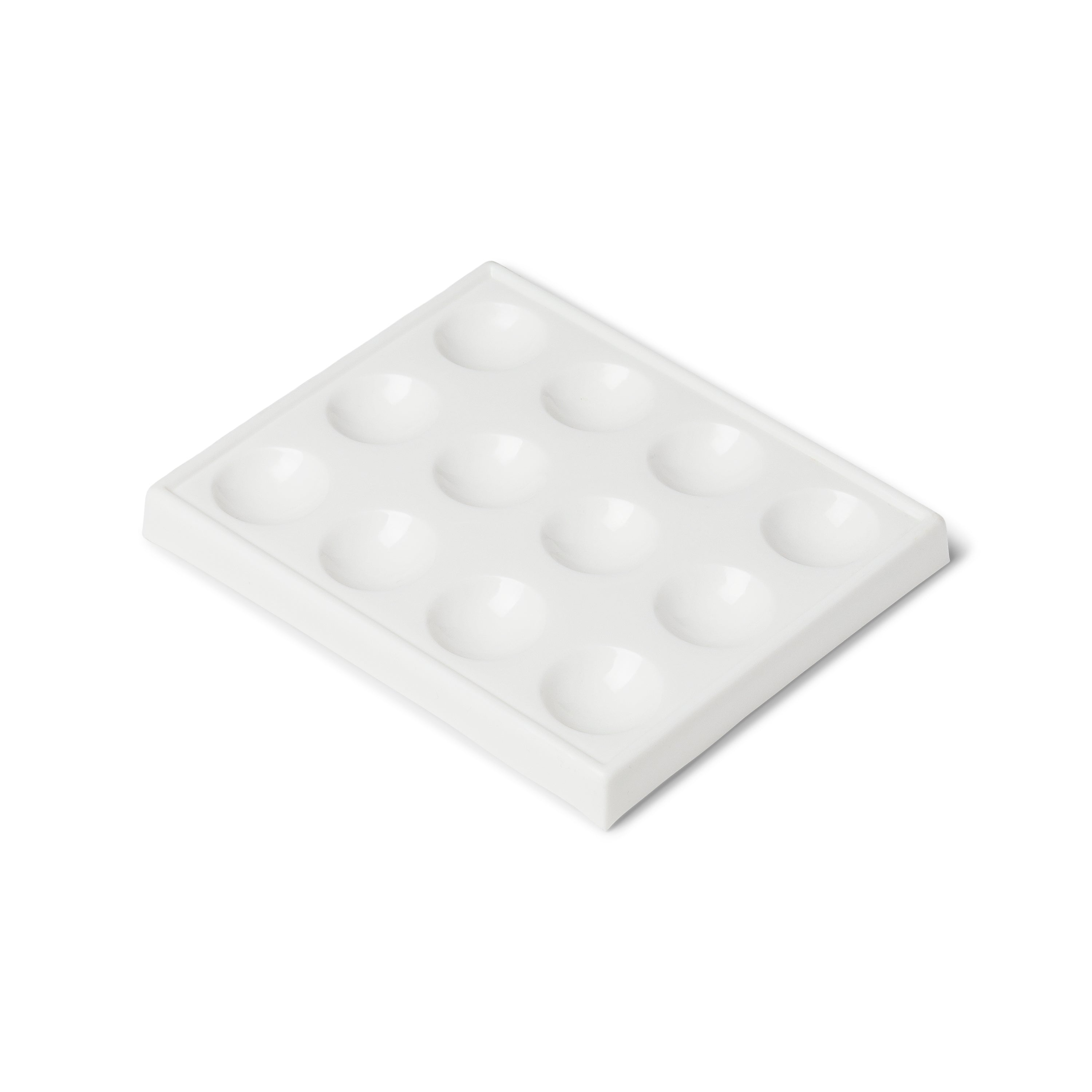 United Scientific® Spot Plate, 12 Cavity, Plastic, comes with 12