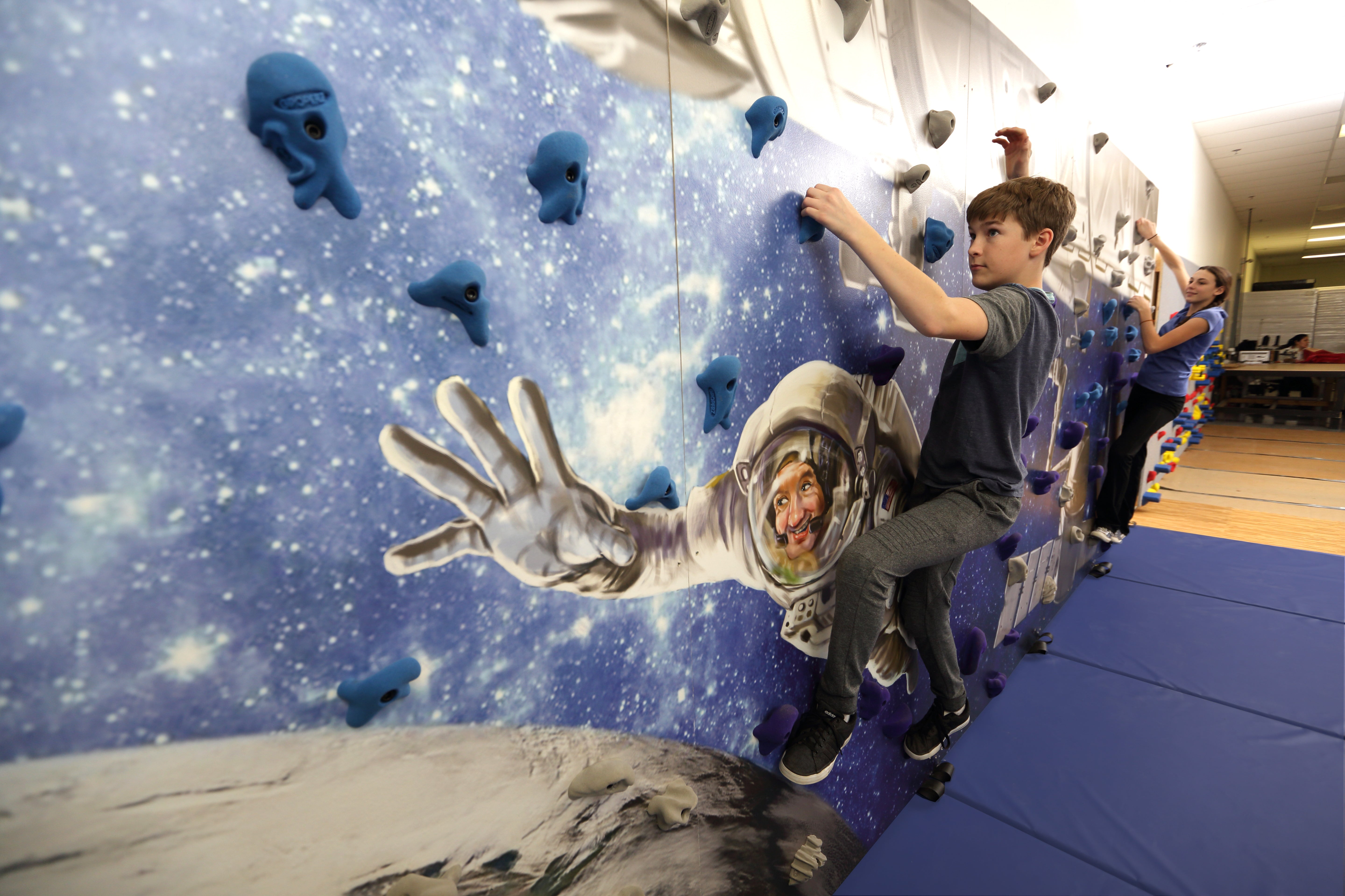MURAL WALLS (Mountain, Ocean, Outer Space or Jungle) - 8'H x 20'L - Custom Image/Logo without Mats