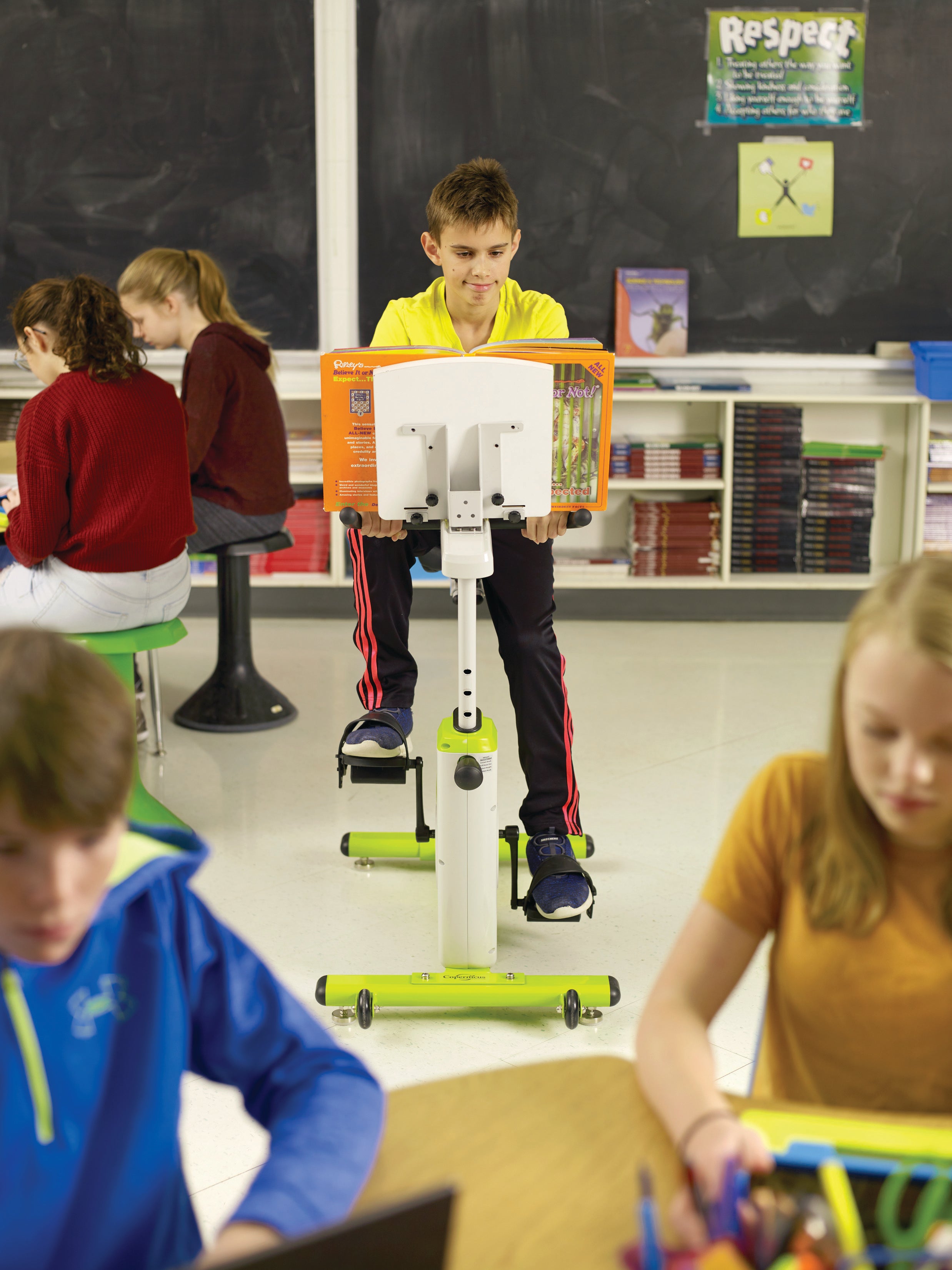 Self-Regulation Classroom Cruiser - Grades 3-6 with desktop