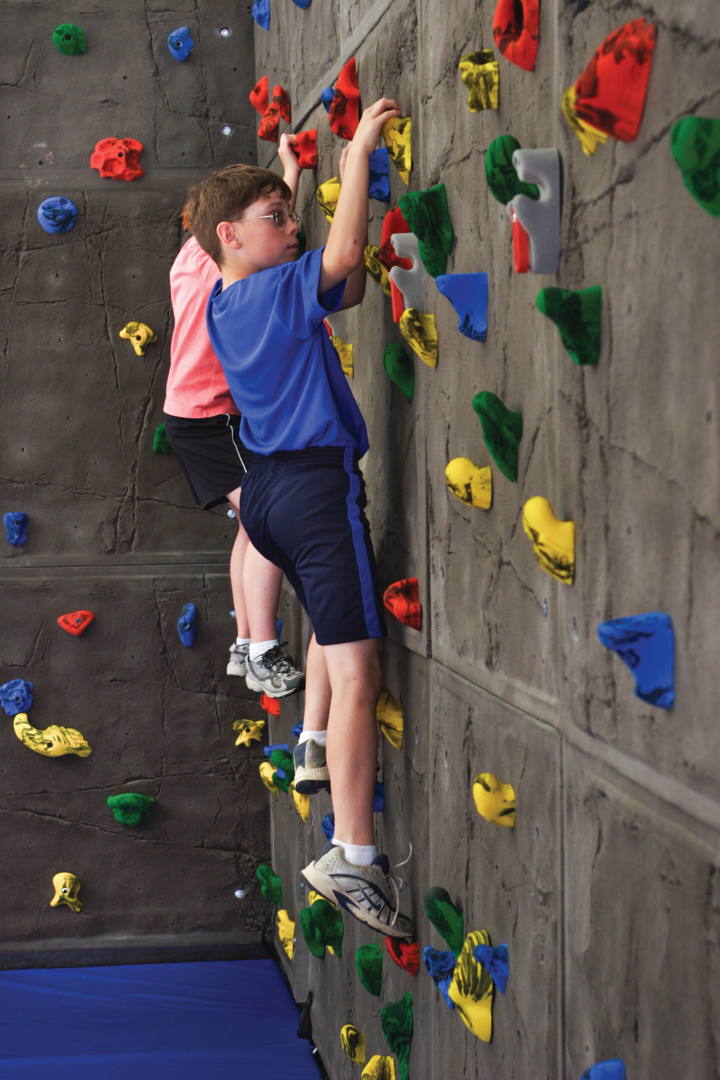 8' HIGH SUPERIOR TRAVERSE WALLS - 8'H x 40'L Package with 2"W Mats