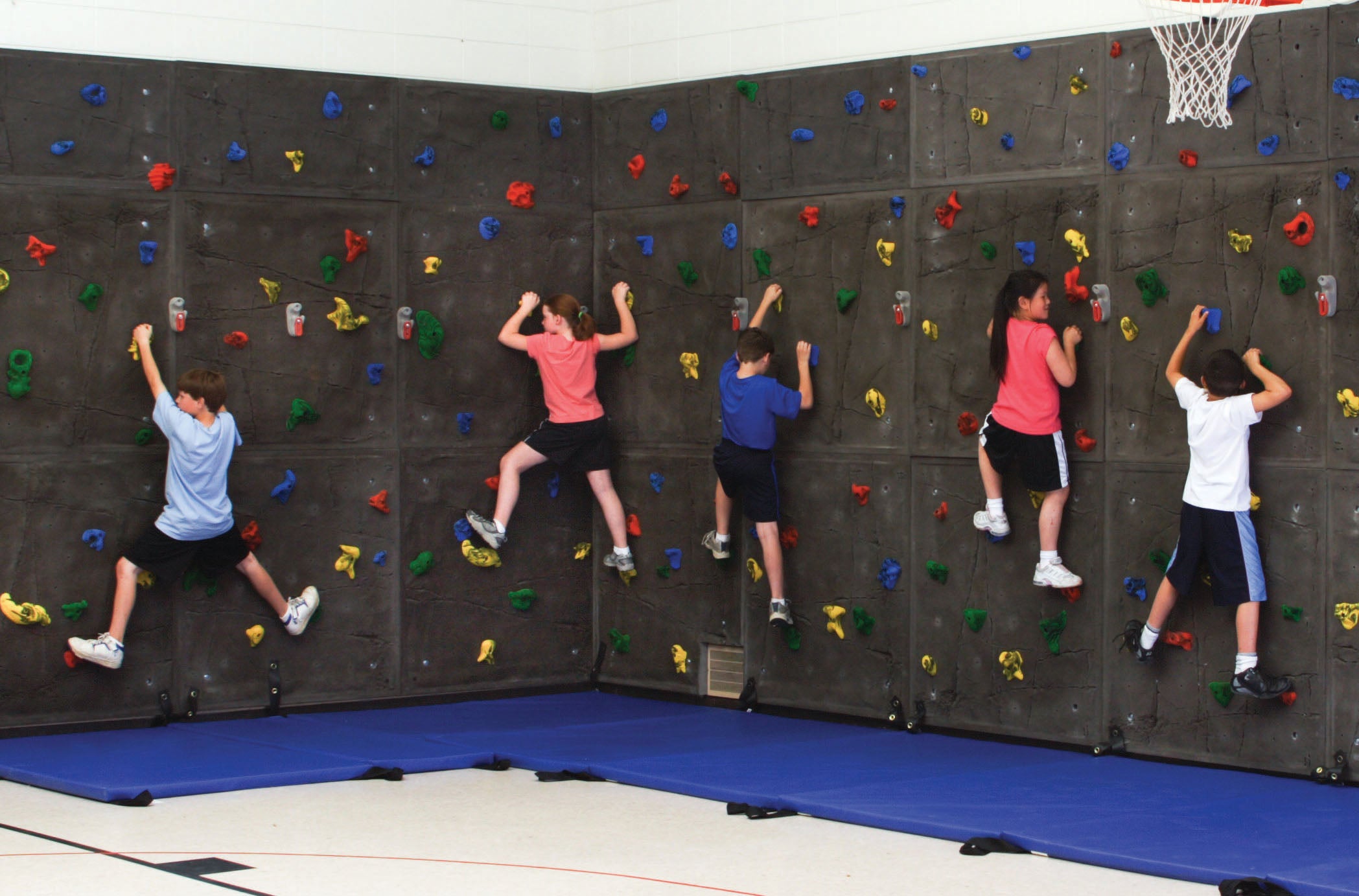 8' HIGH SUPERIOR TRAVERSE WALLS - 8'H x 4'L - Package with 2"W Mats