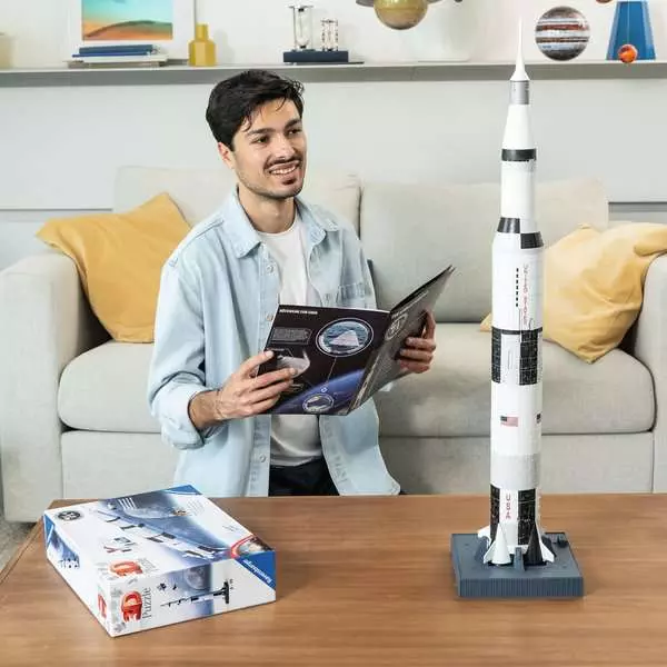 Apollo Saturn V Rocket Model with Separable Rocket Stages, Lunar Lander and Astronauts - 3D Puzzle, 440 Pieces