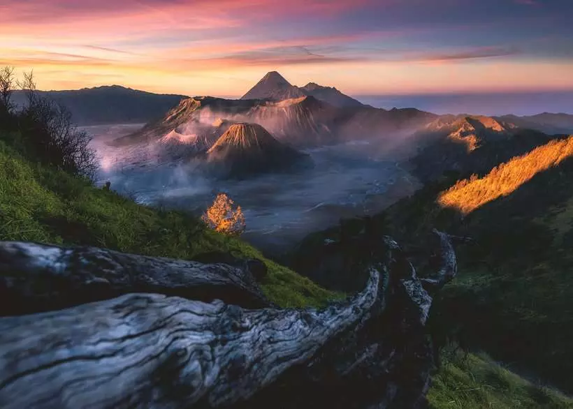 Beautiful Islands: Mount Bromo - Puzzle Highlights, 1000 Pieces