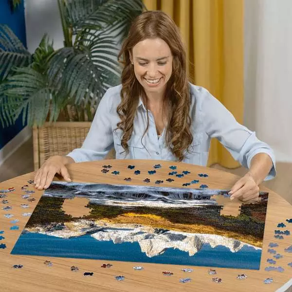 Beautiful Mountains: Mount Fitz Roy, Patagonia - Puzzle Highlights, 1000 Pieces