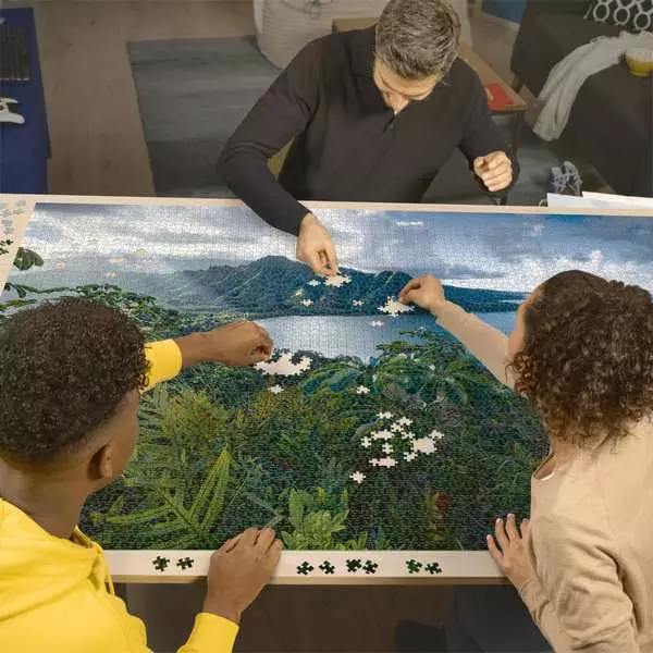 Hawaiian Viewpoint - Standard Adult Puzzle, 5000 Pieces
