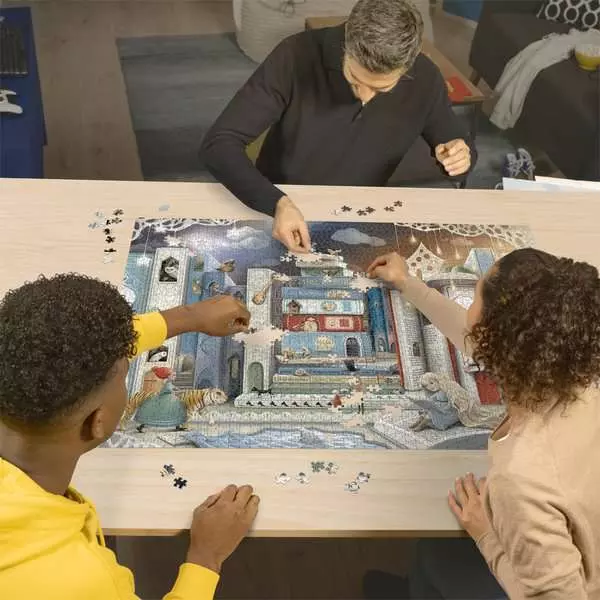 Novel Avenue - Standard Adult Puzzle, 2000 Pieces