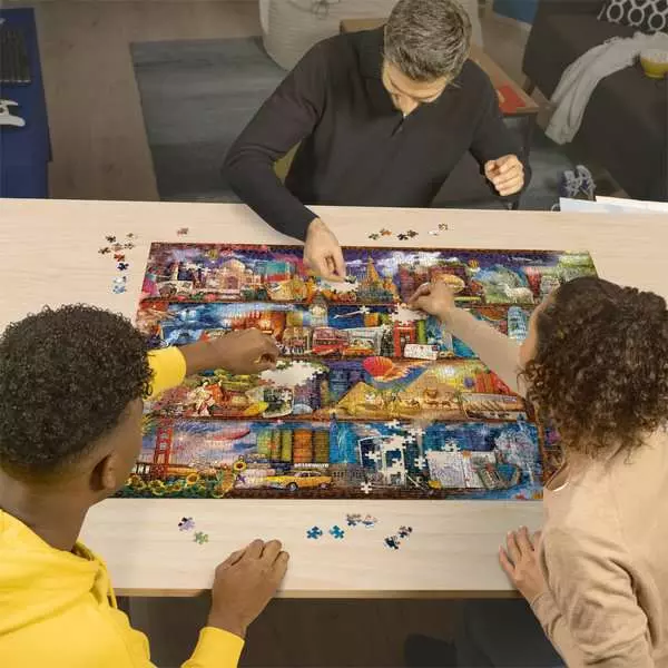 World of Books - Standard Adult Puzzle, 2000 Pieces