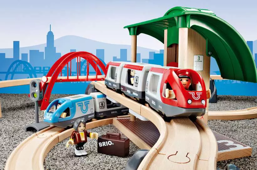 Travel Switching Train Set