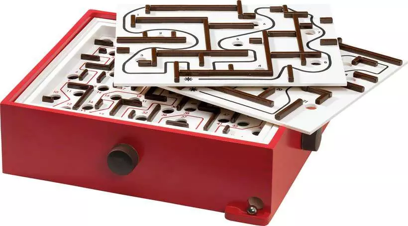Labyrinth Game