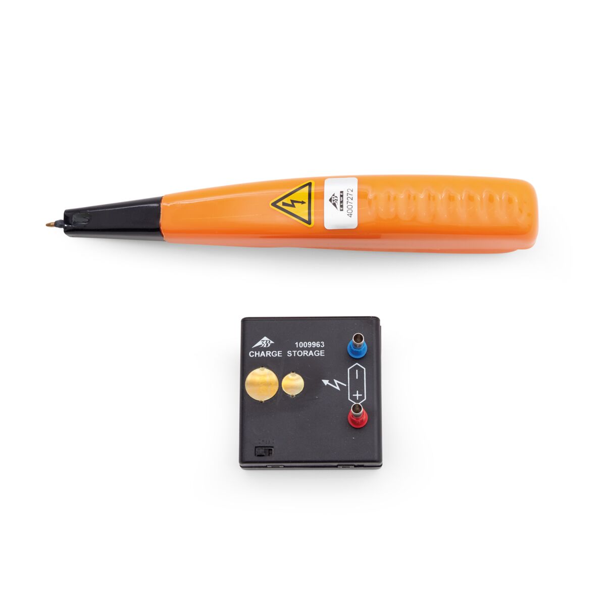 Charge Storage Device with Piezo Charger