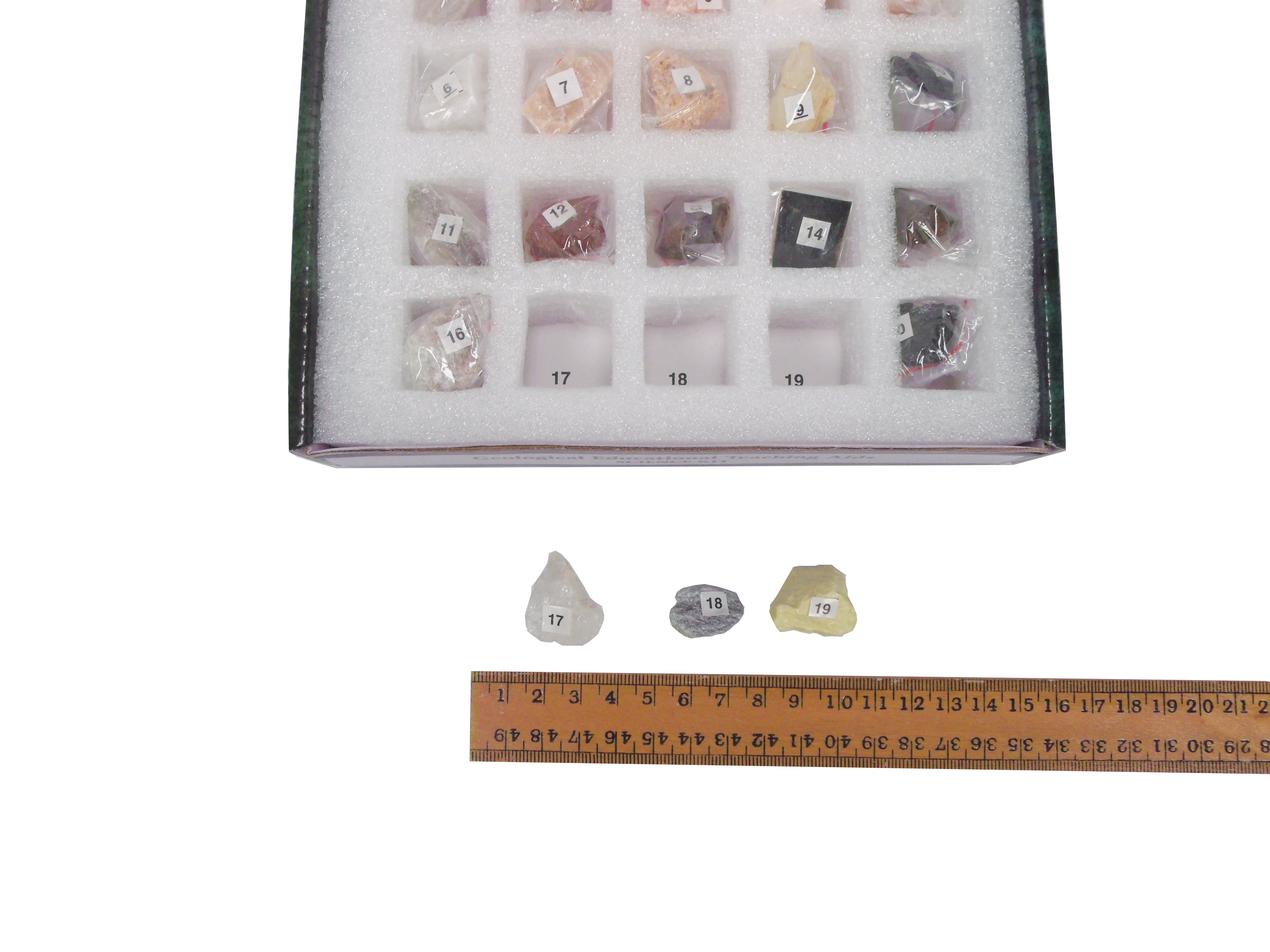 United Scientific® Collection Of 20 Minerals