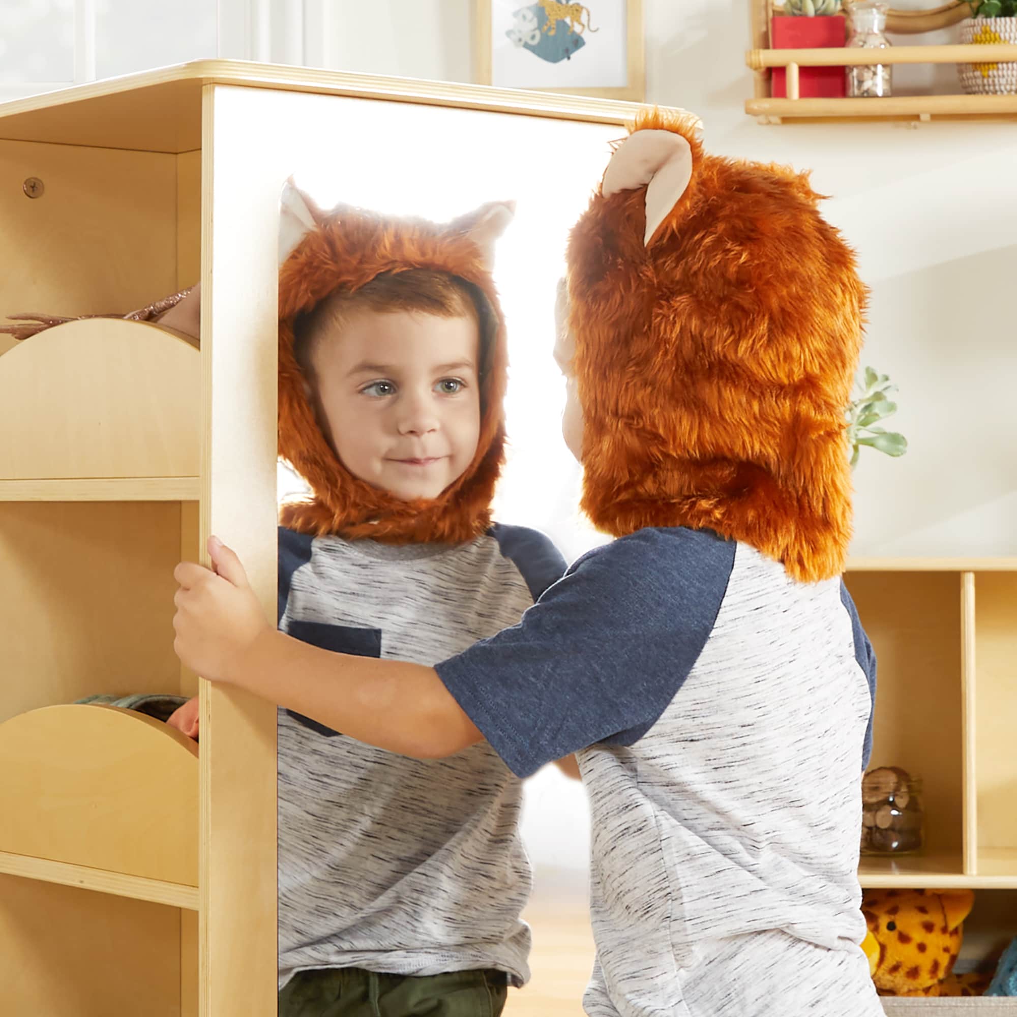 Guidecraft Rotating Dress Up Storage Natural