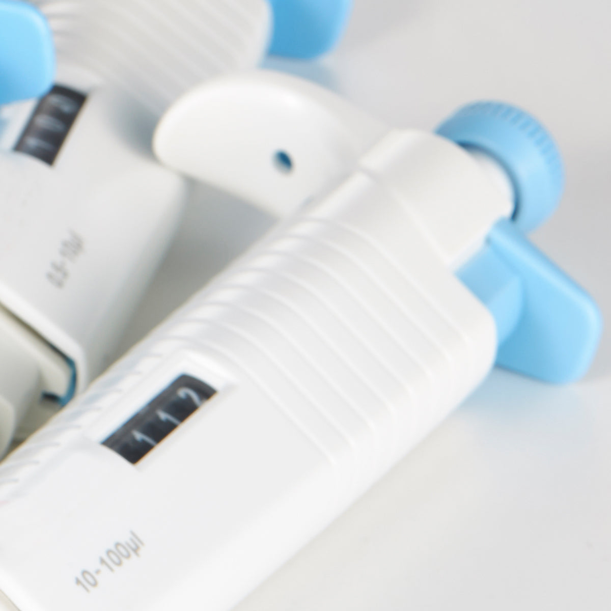 Microlitre Pipette, 100 – 1000 µl, fully autoclavable