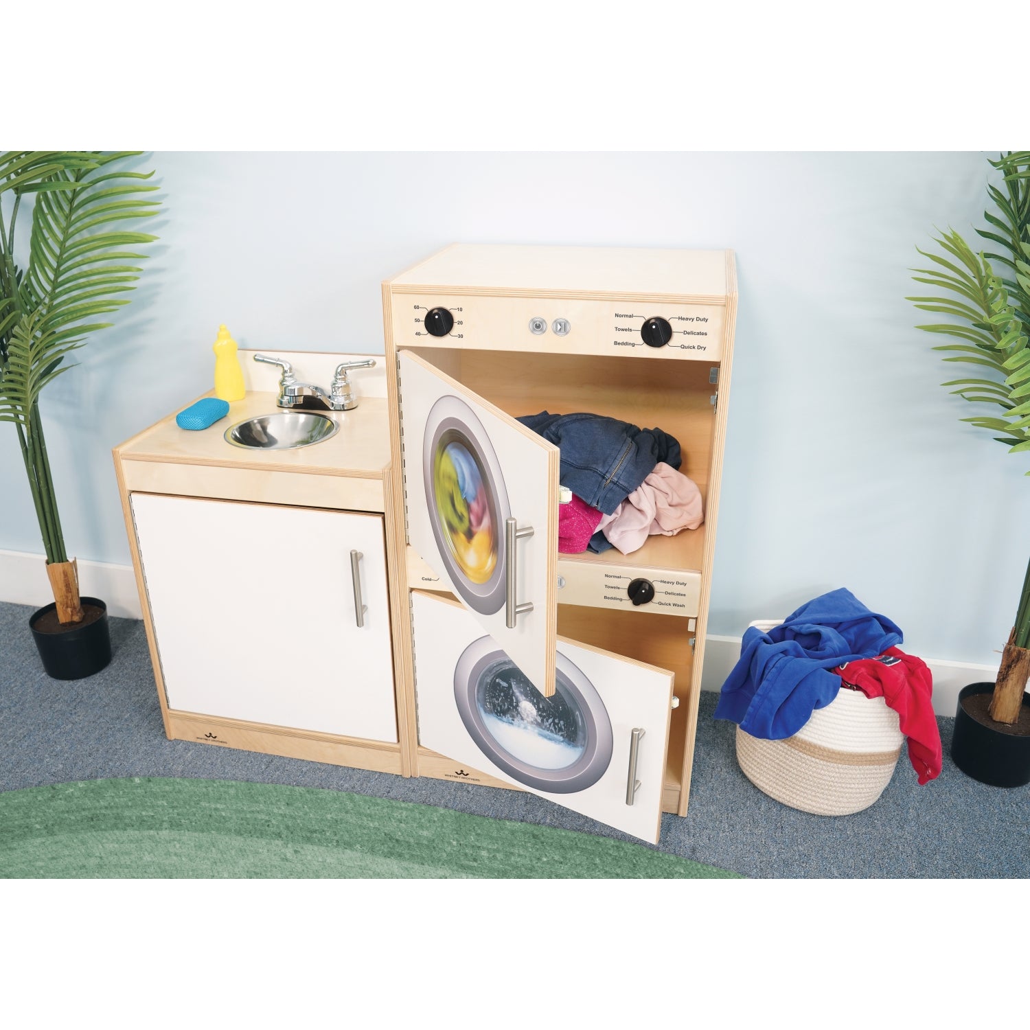 Contemporary Washer / Dryer - White